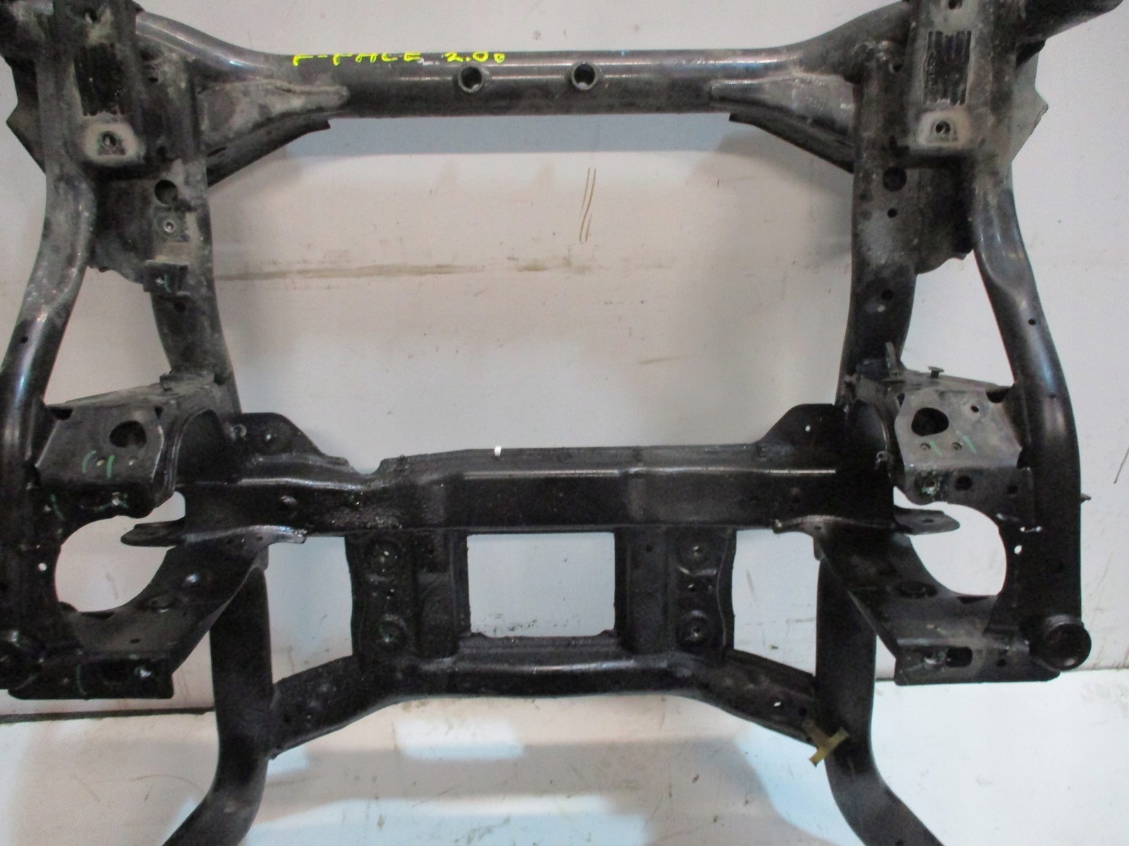 axle beam subframe axle beam JAGUAR F PACE HK83-5C145-AG