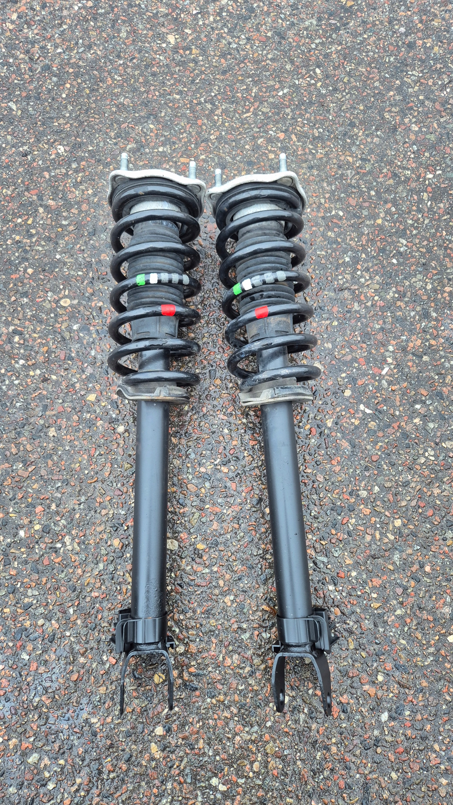 shock absorber front front right left 2053200613 MERCEDES W205 BDB