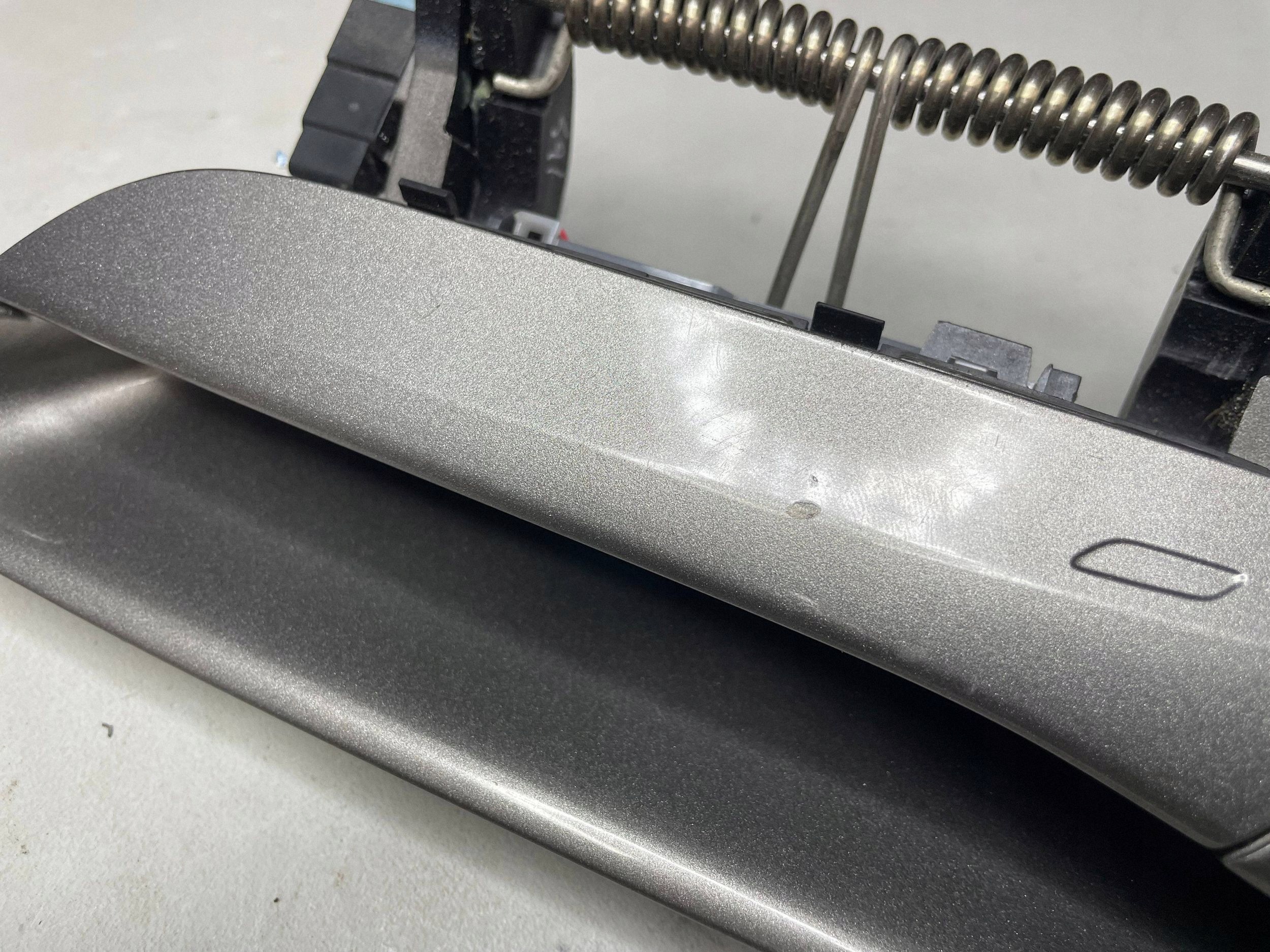 exterior handle door front left VOLKSWAGEN ID.4 11H837205L @A
