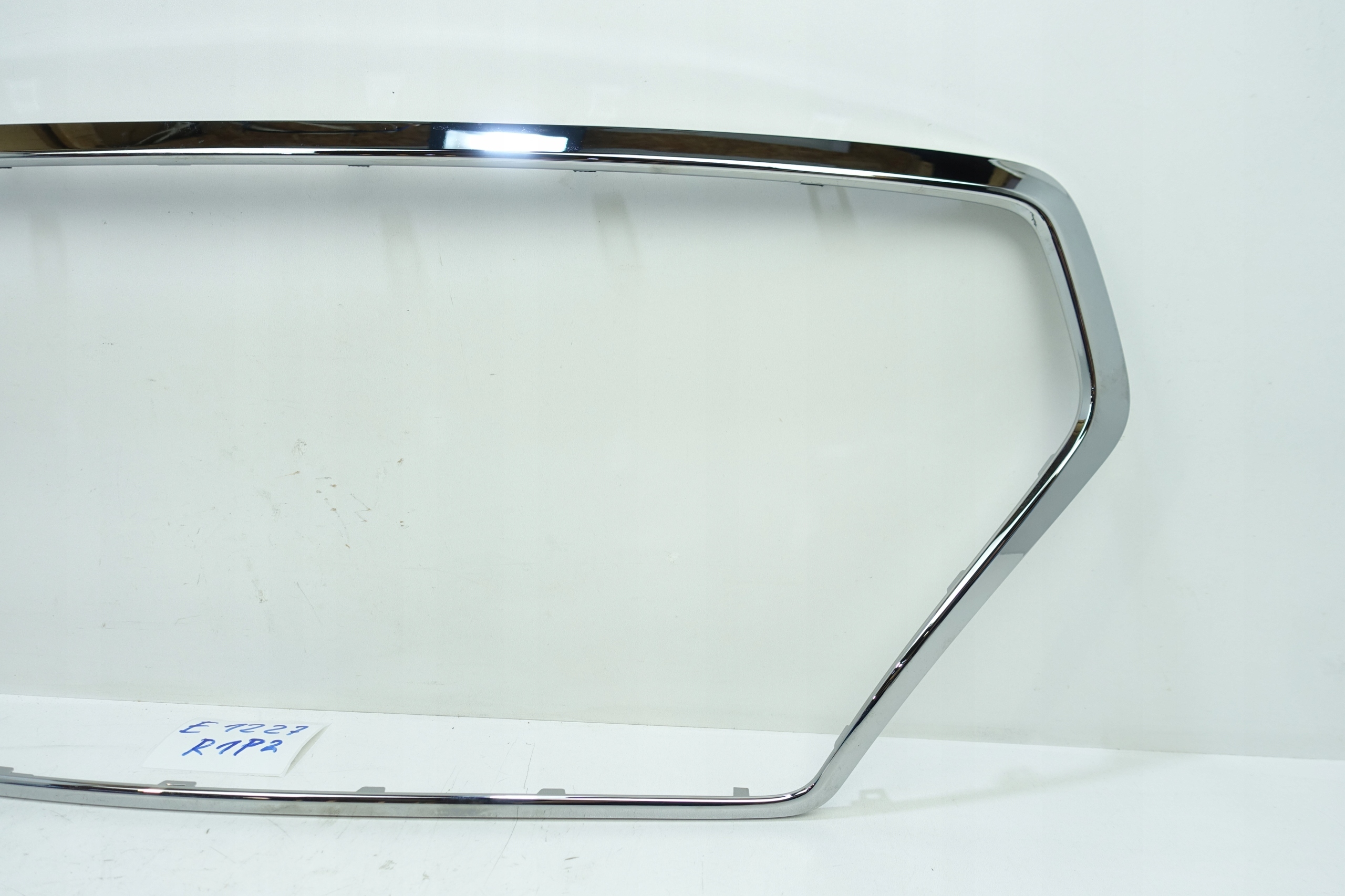 moulding CHROM grille GRILLA HYUNDAI I30 III 2016