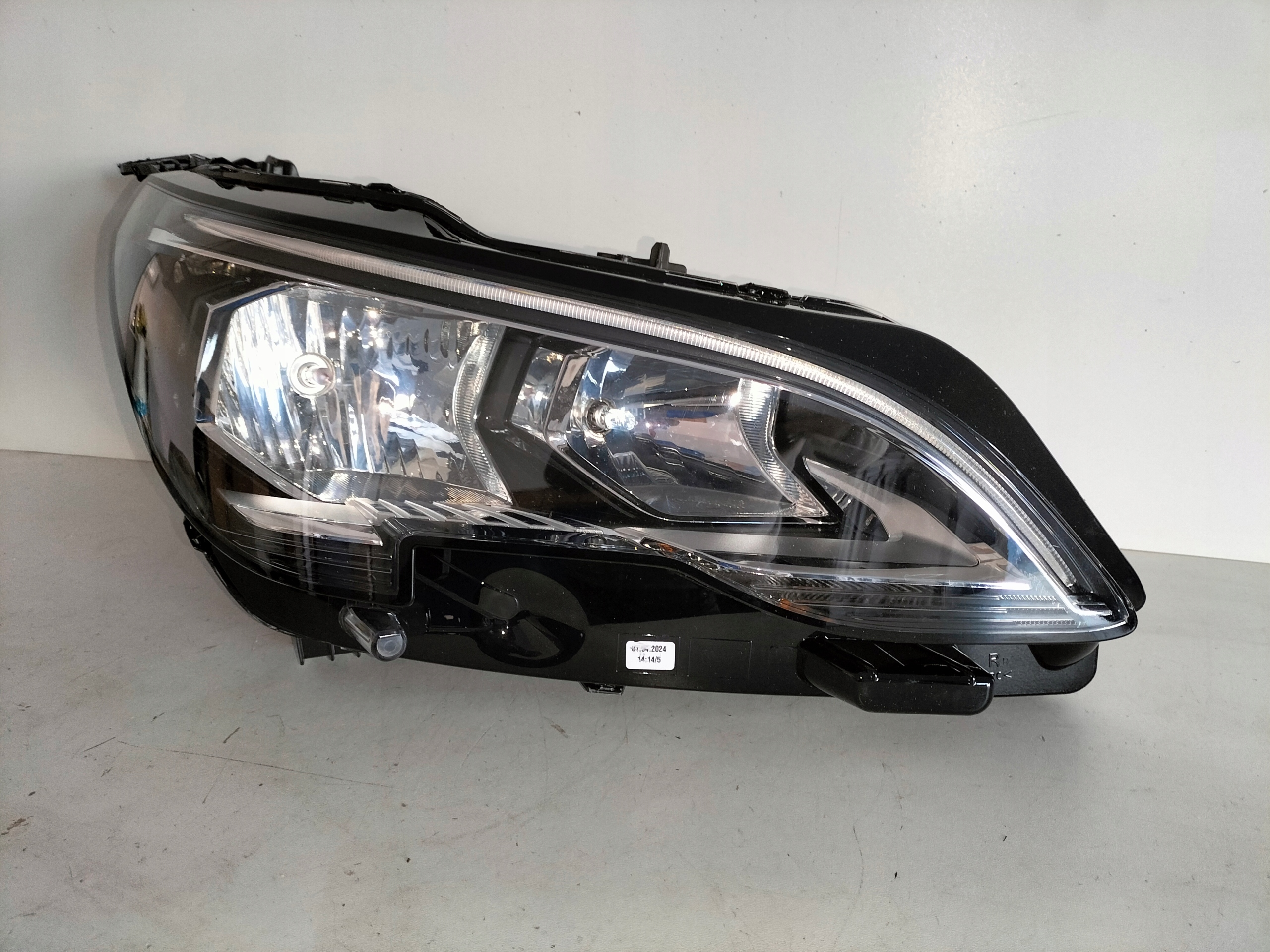 light front reflektor right PEUGEOT 3008 5008 II 16