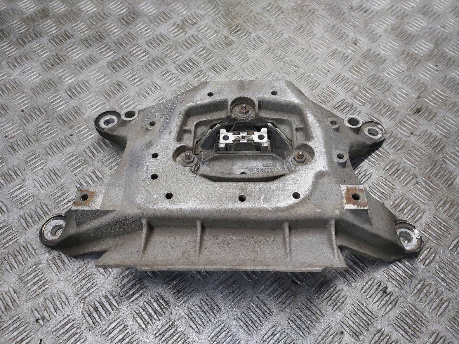 supporto Supporto cambio AUDI A5 8T 2.7 TDI 8K0399263AD 8K0399151