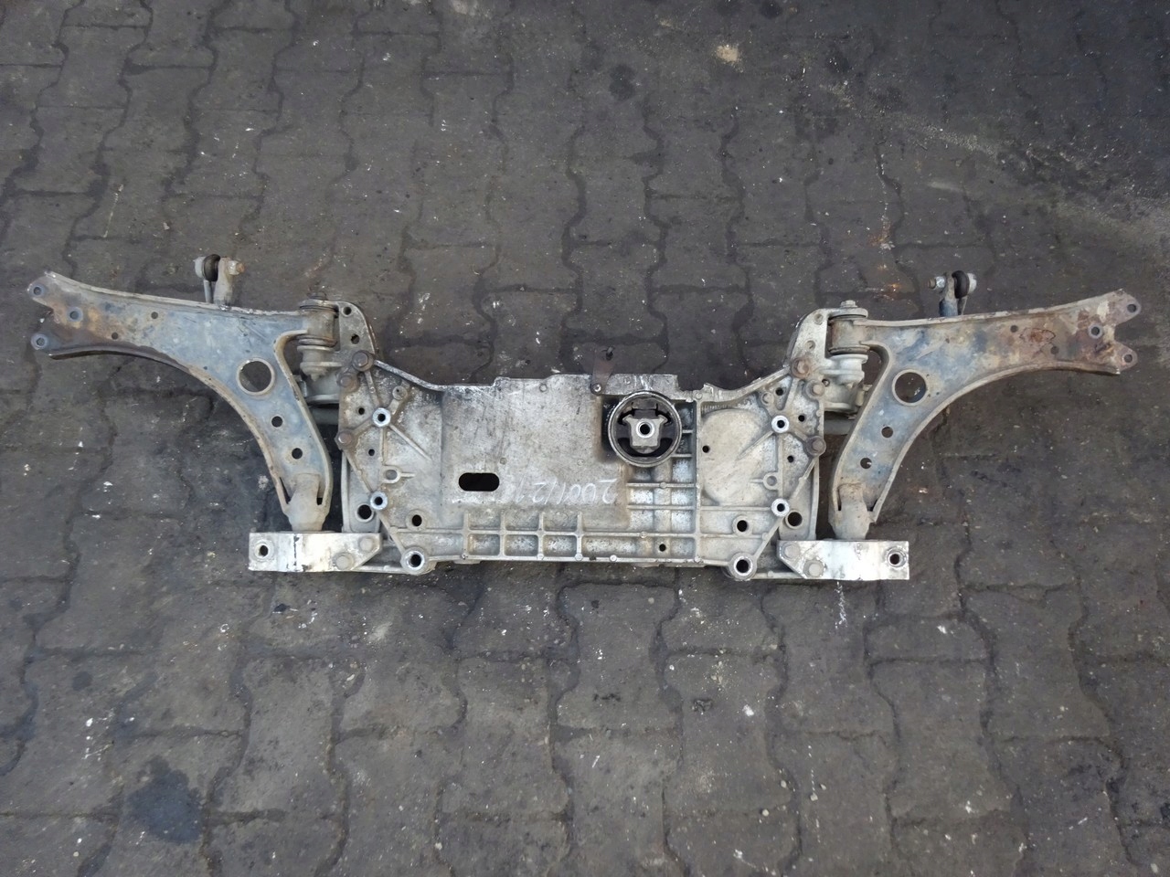 Wozek sanki trawers VW CADDY III 1 9 TDI 06r Engine Type Diesel