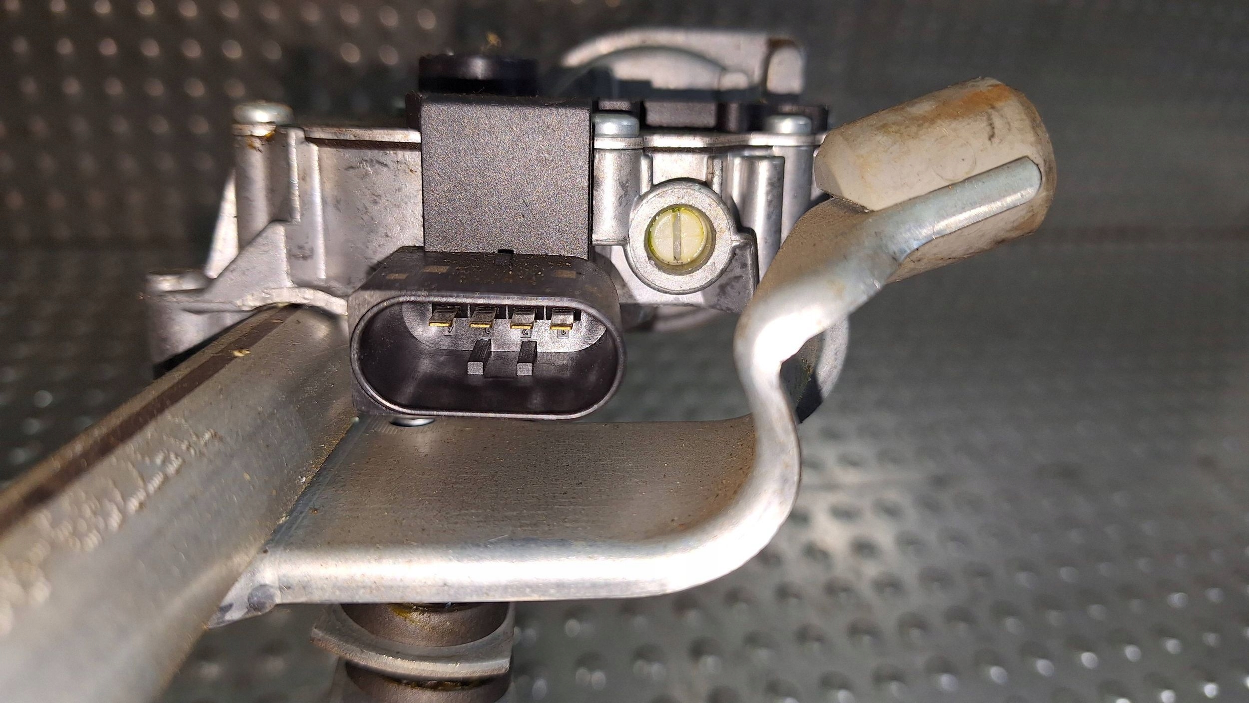 Gestänge Motor Wischer vorne 6925706 BMW 1 E81 E87 E88 EUROPA