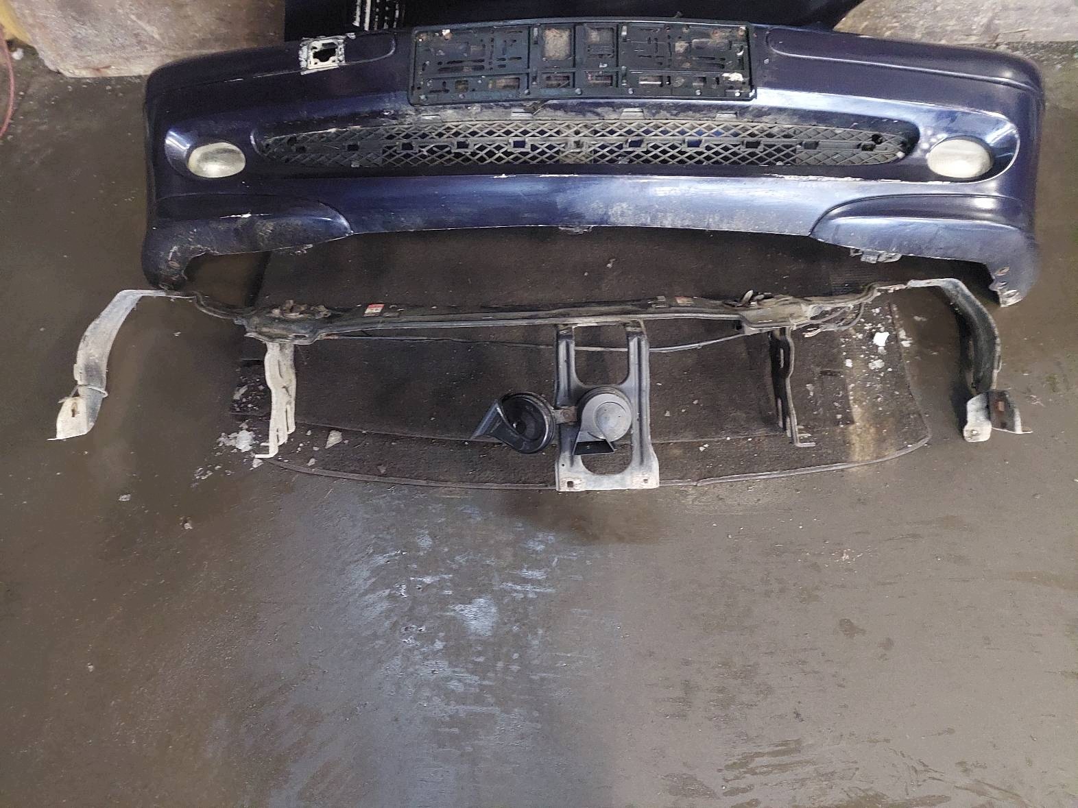 complete front bonnet bumper fender MERCEDES-BENZ W203 C200 359