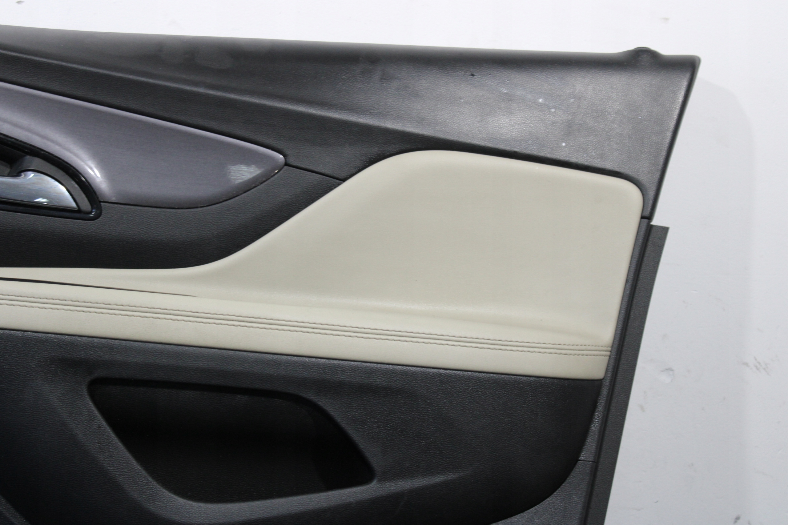 upholstery side door right front OPEL MOKKA X LIFT 201