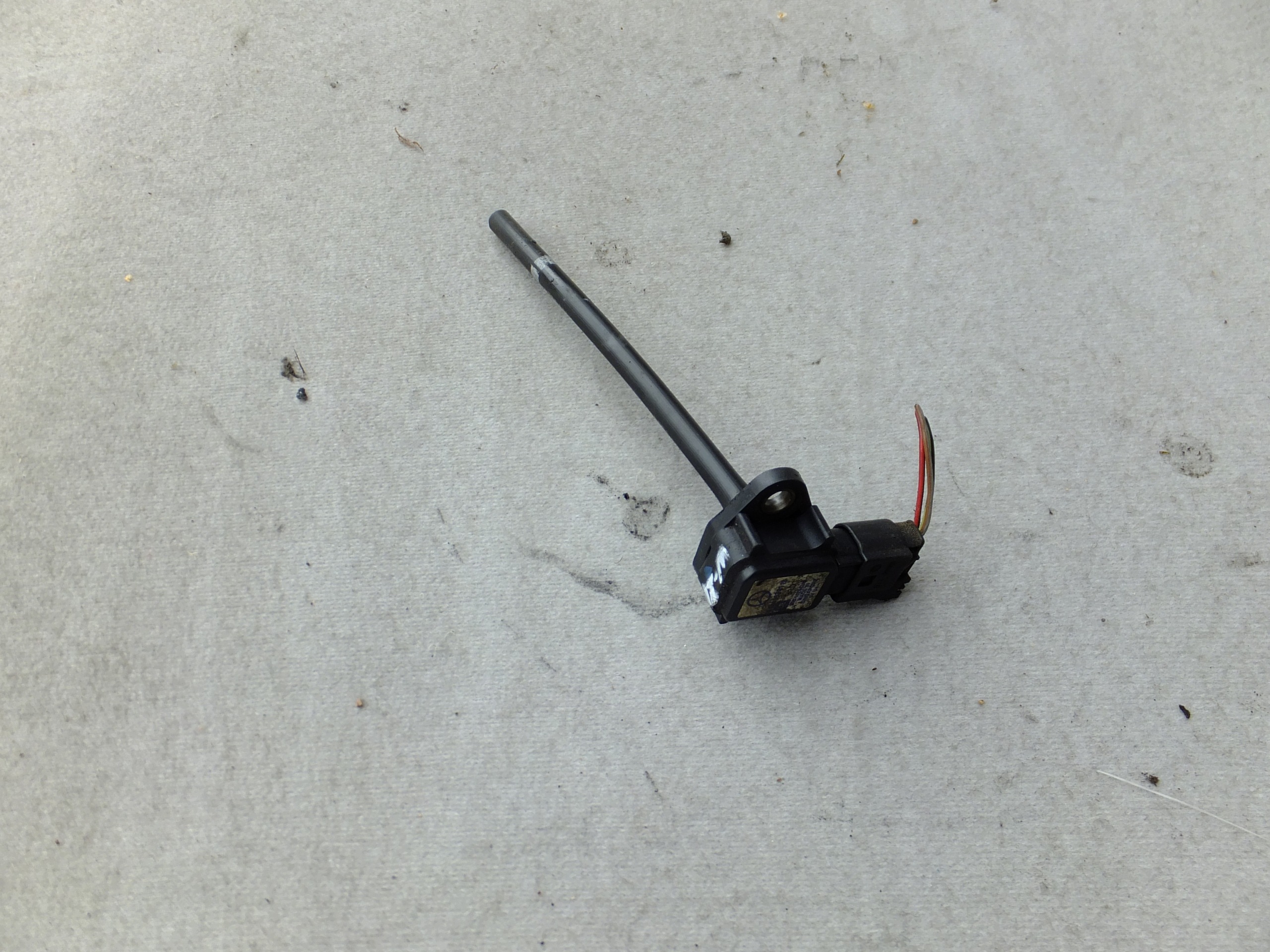sensore pressione mercedes w211 2,7 cdi A0041533128