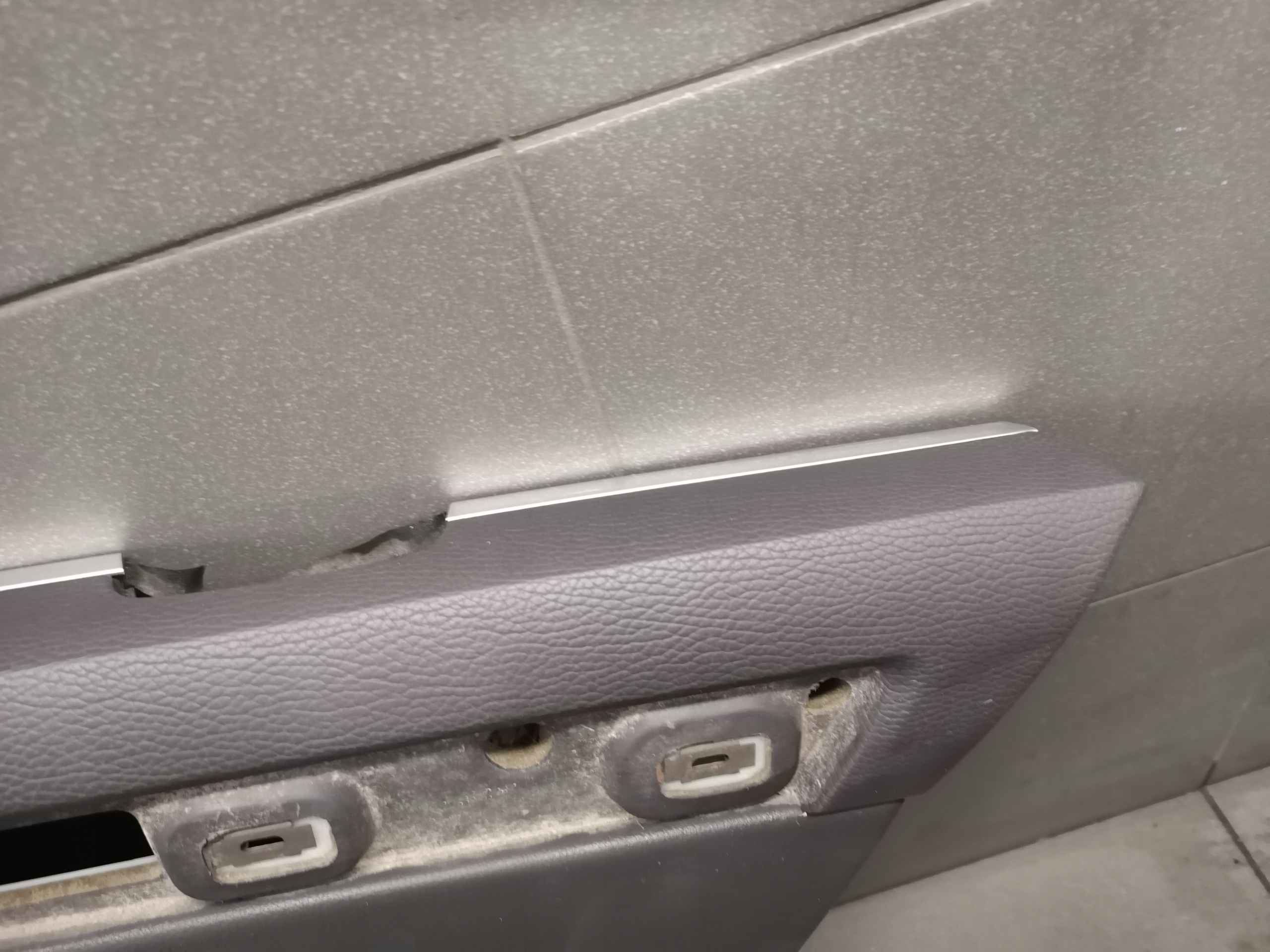 дверные карты задний правый vw PHAETON 3D4867212AK