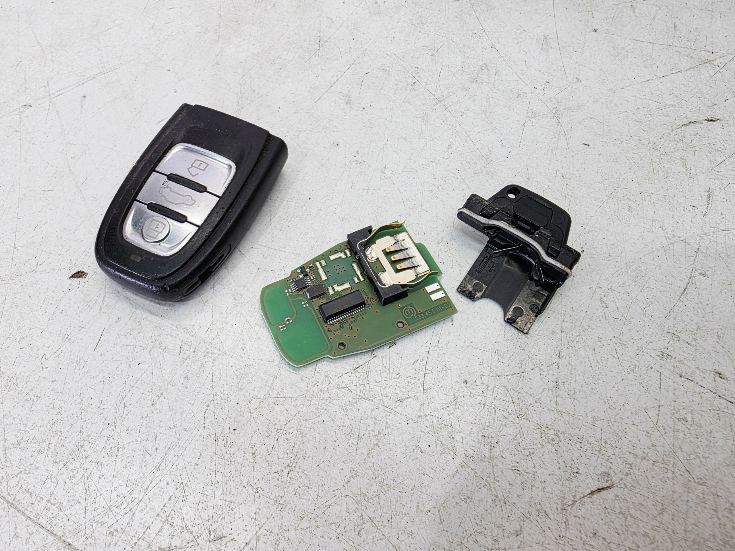 key PILOT AUDI A4 B8 A5 8T Q5 8R 8T0959754D