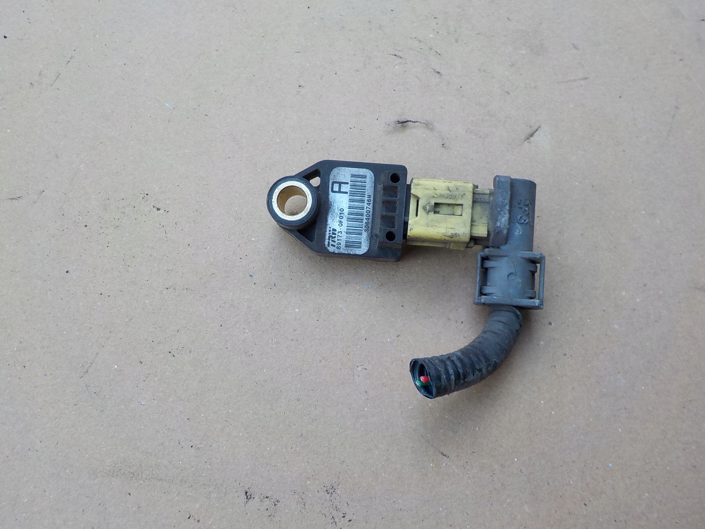 impact sensor toyota corolla verso II 89173-0F010