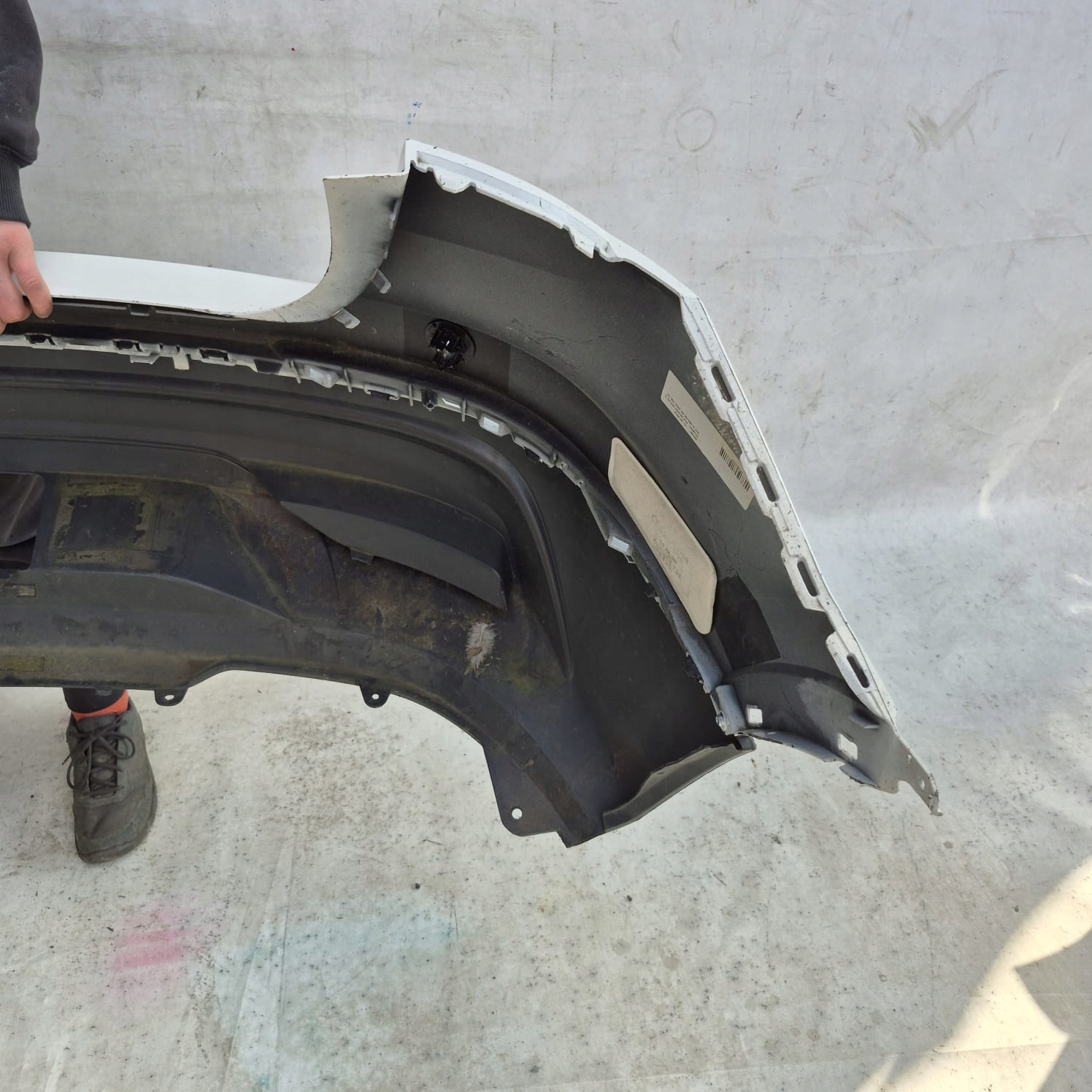 AUDI Q3 II 2 18-> bumper rear part rear PDC