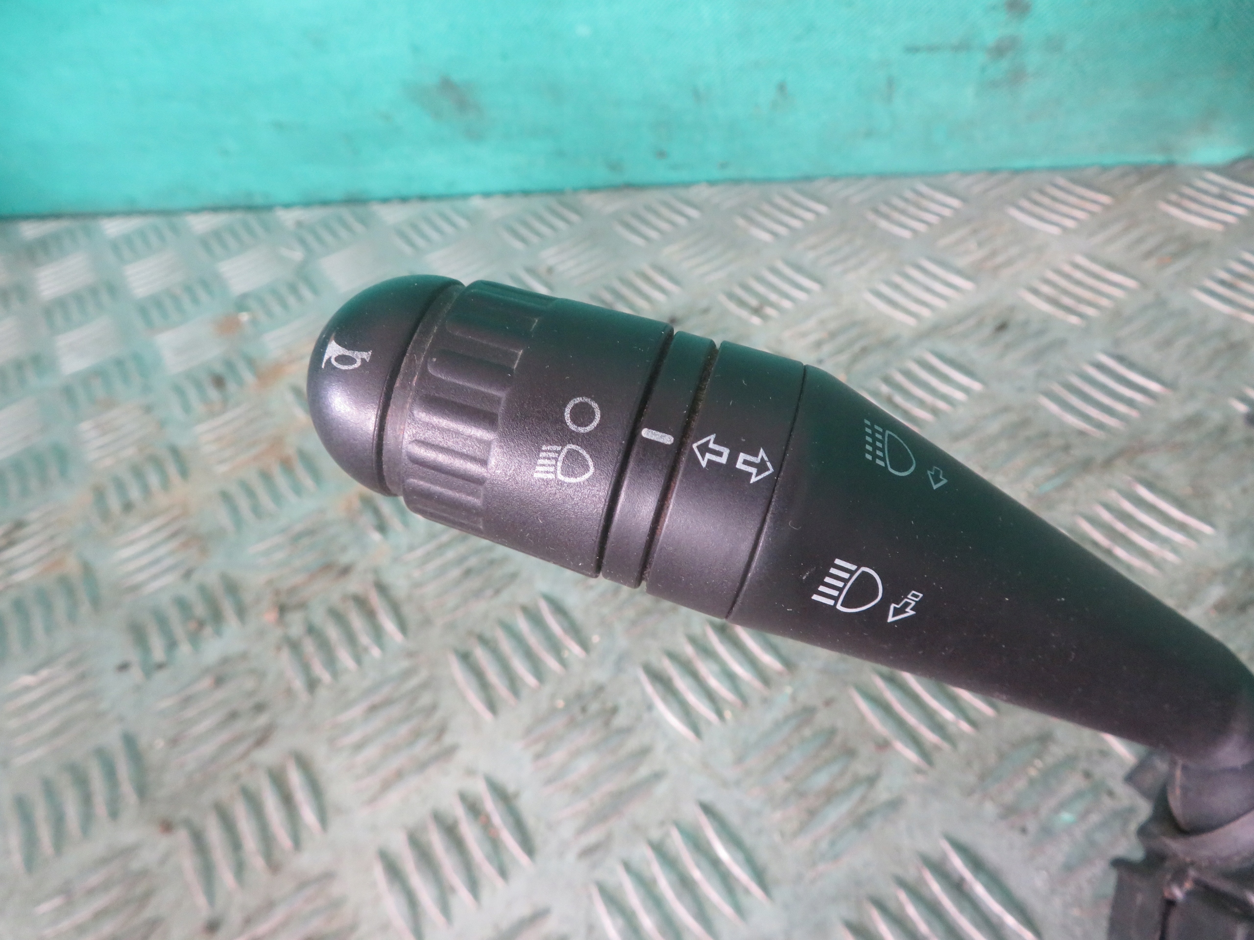 DEVIO LUCI TERGICRISTALLO TERGI IVECO DAILY 05801320128