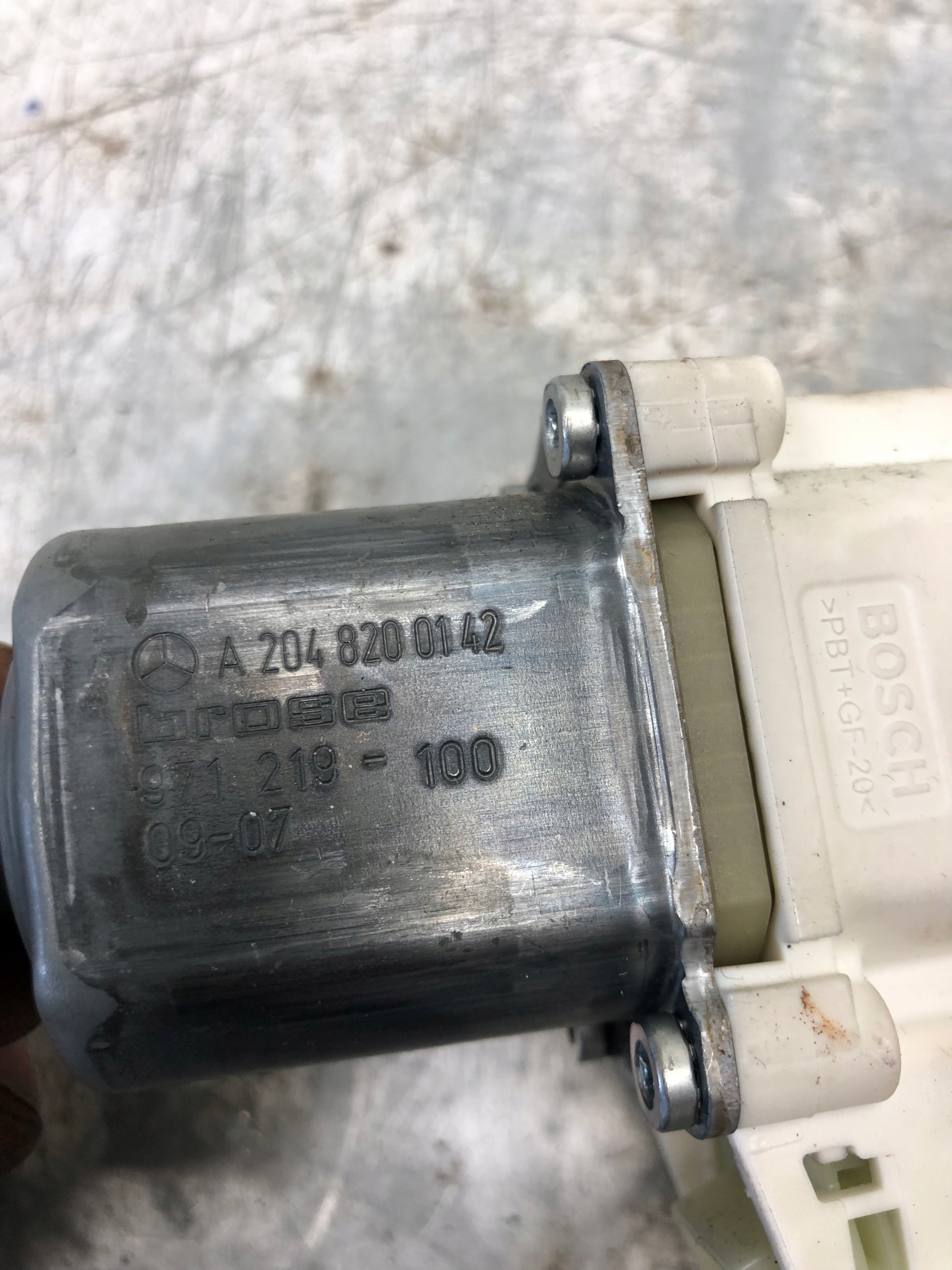 mini motor windows left front MERCEDES W204 A2048200142