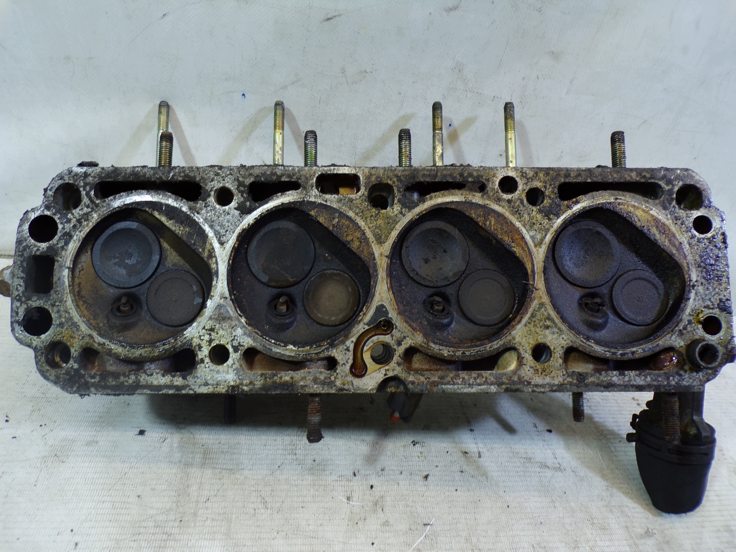 Tête du moteur Moteur DAEWOO LANOS 1.5 96183315 / 96182932 (F)