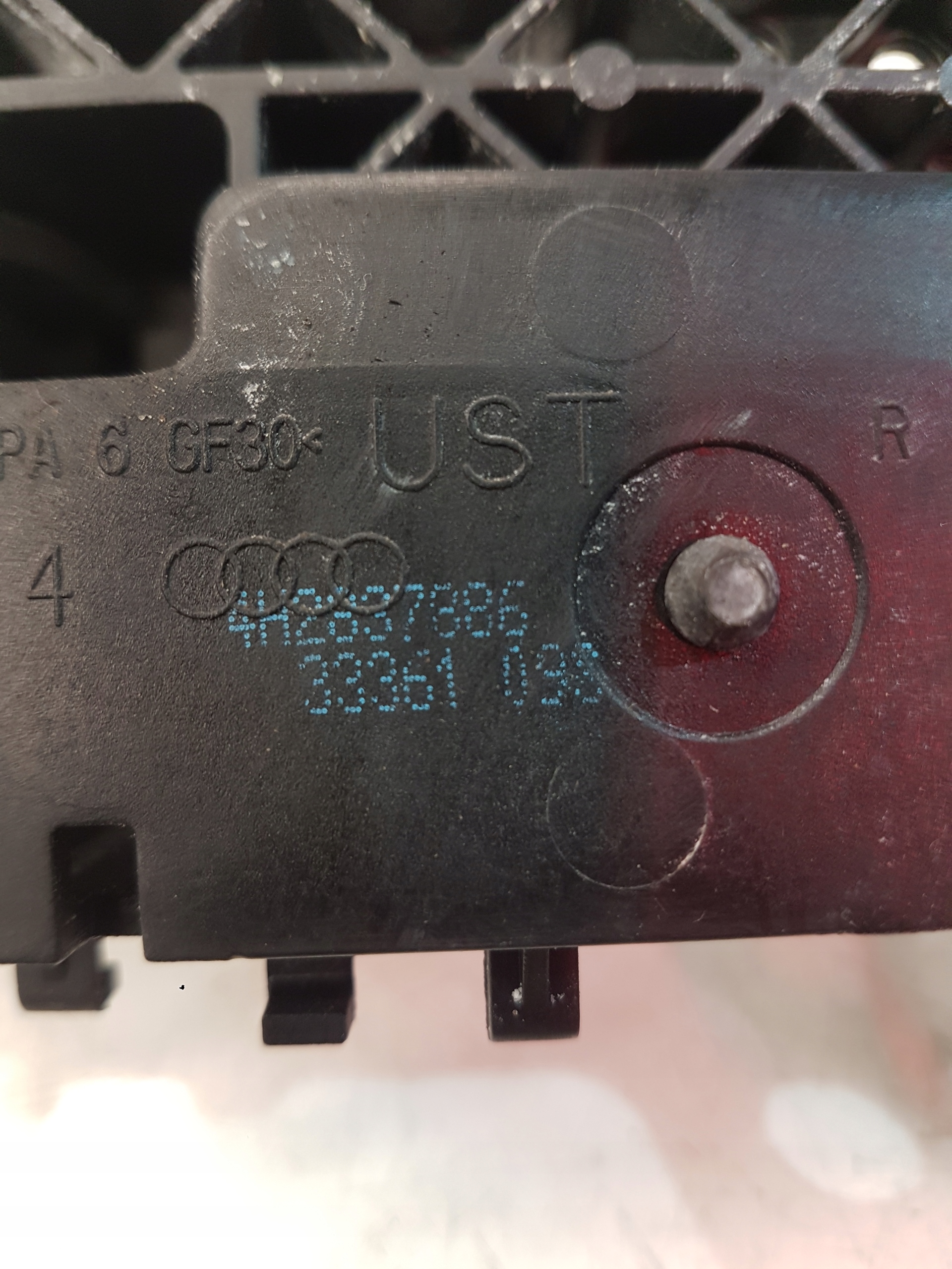 handle right front rear part AUDI A6 C7 4H2837886 LY9C