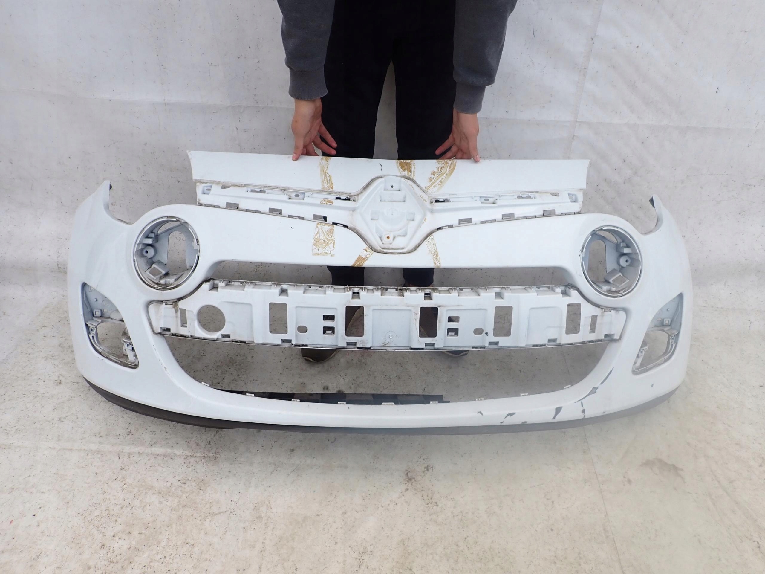 RENAULT TWINGO II LIFT 11-14 bumper front front
