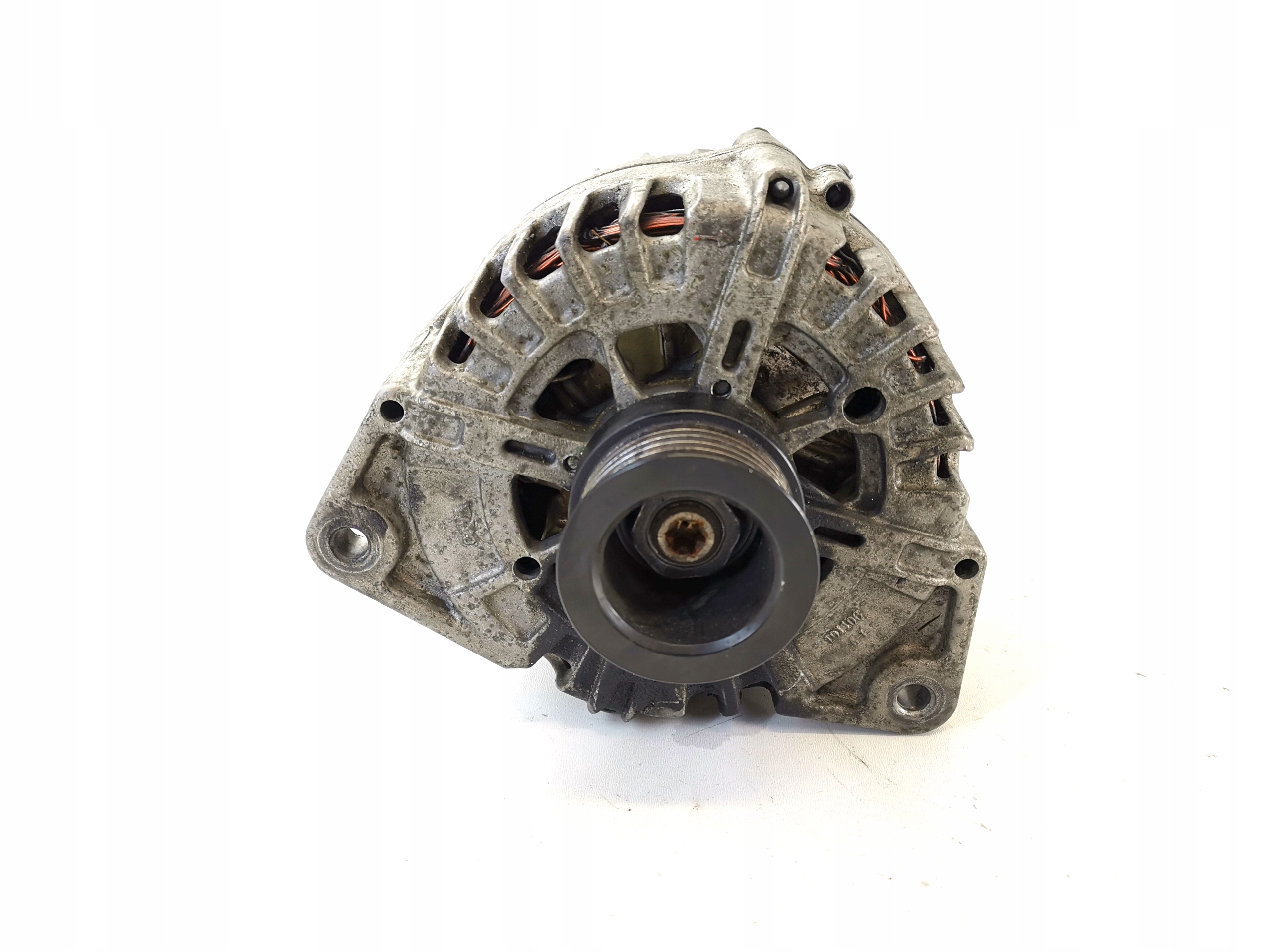 - ГЕНЕРАТОР MERCEDES БЕНЗИН КЛС W218 A0009068601