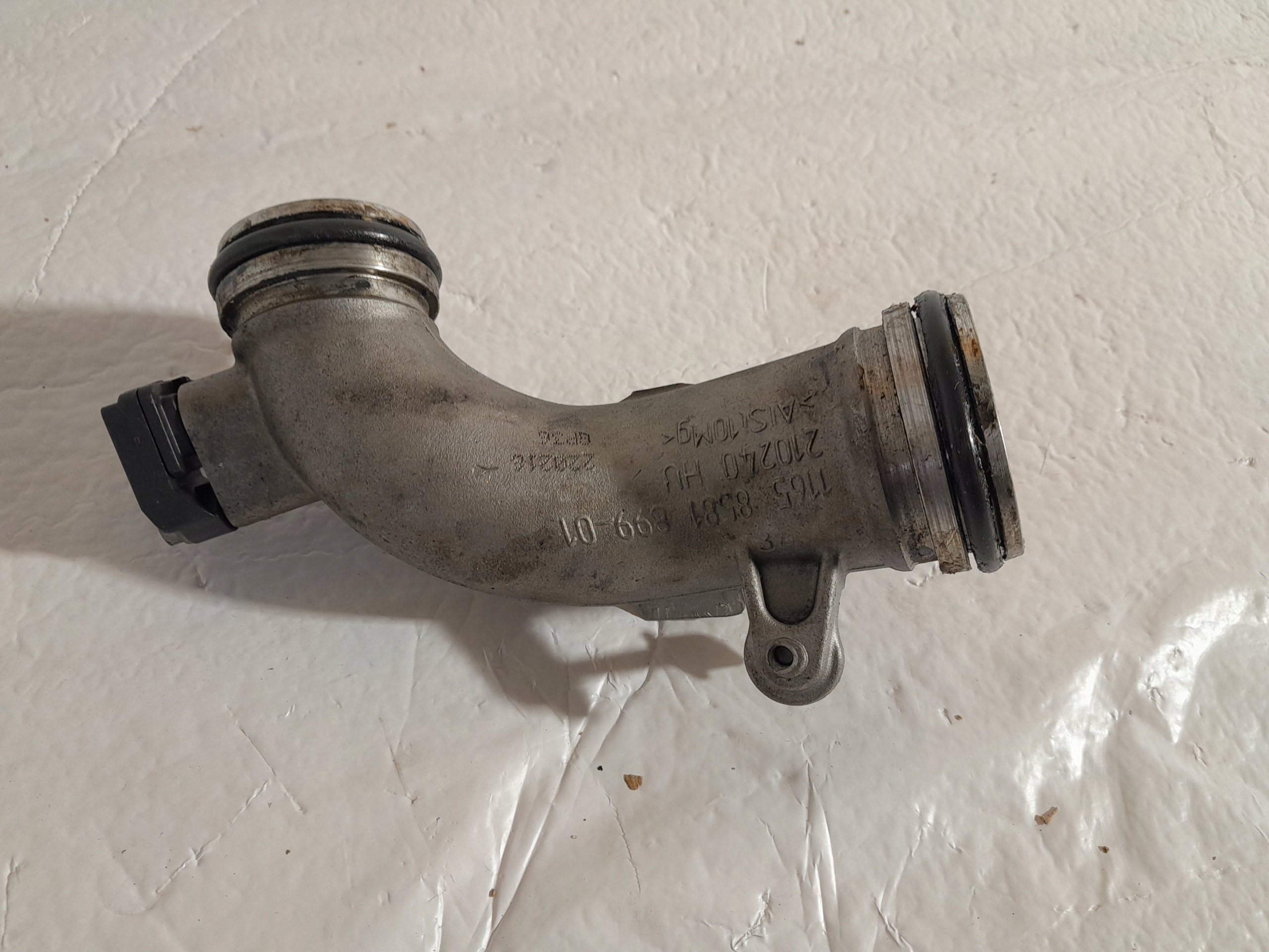 BMW 3.0D B57 pipe clutch TURBO 8581899
