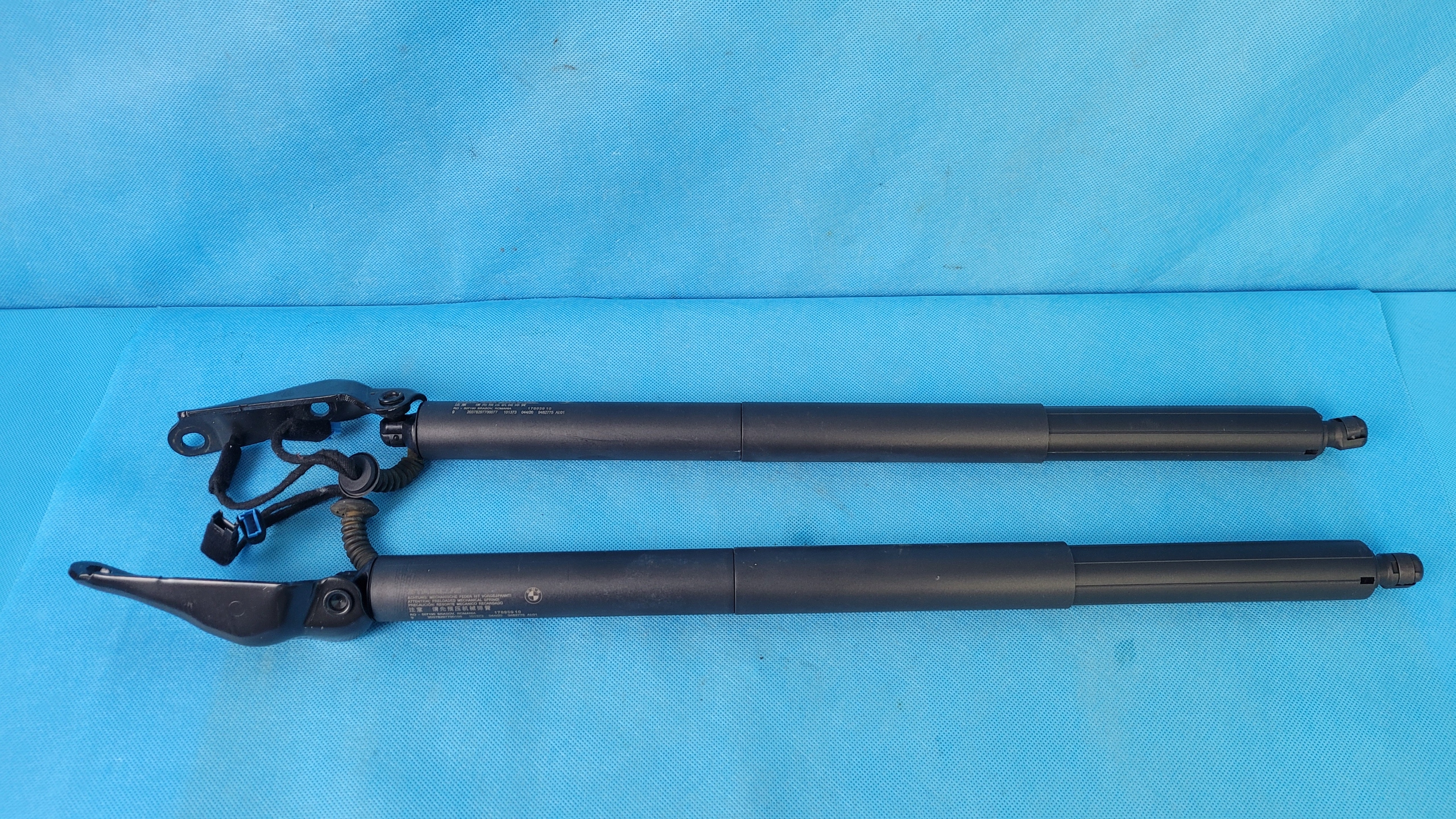 BMW X2 F39 електроприводи закрилків 9482775 компл.