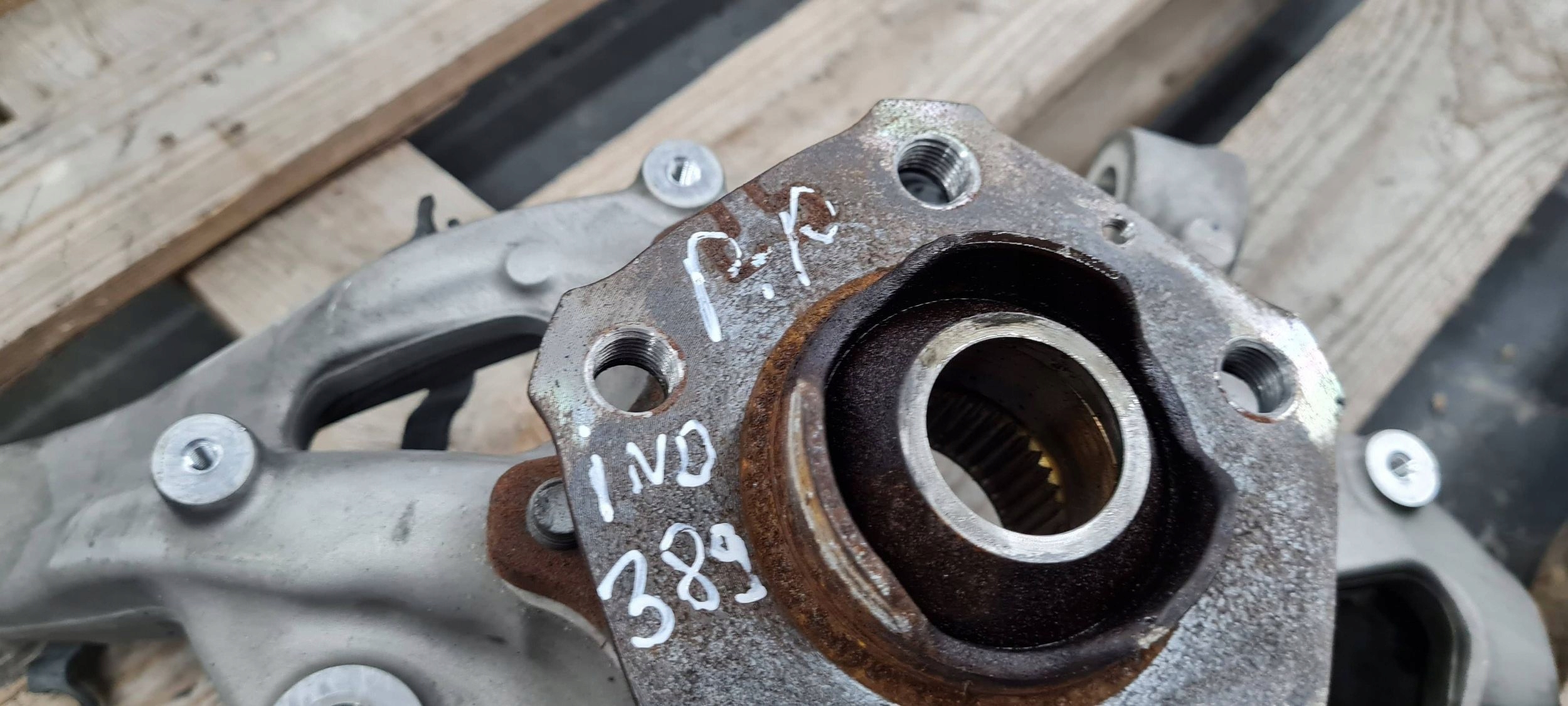 A5 8W S5 swing right right front 8W0407254F 8W0407560 A4 B9 8W