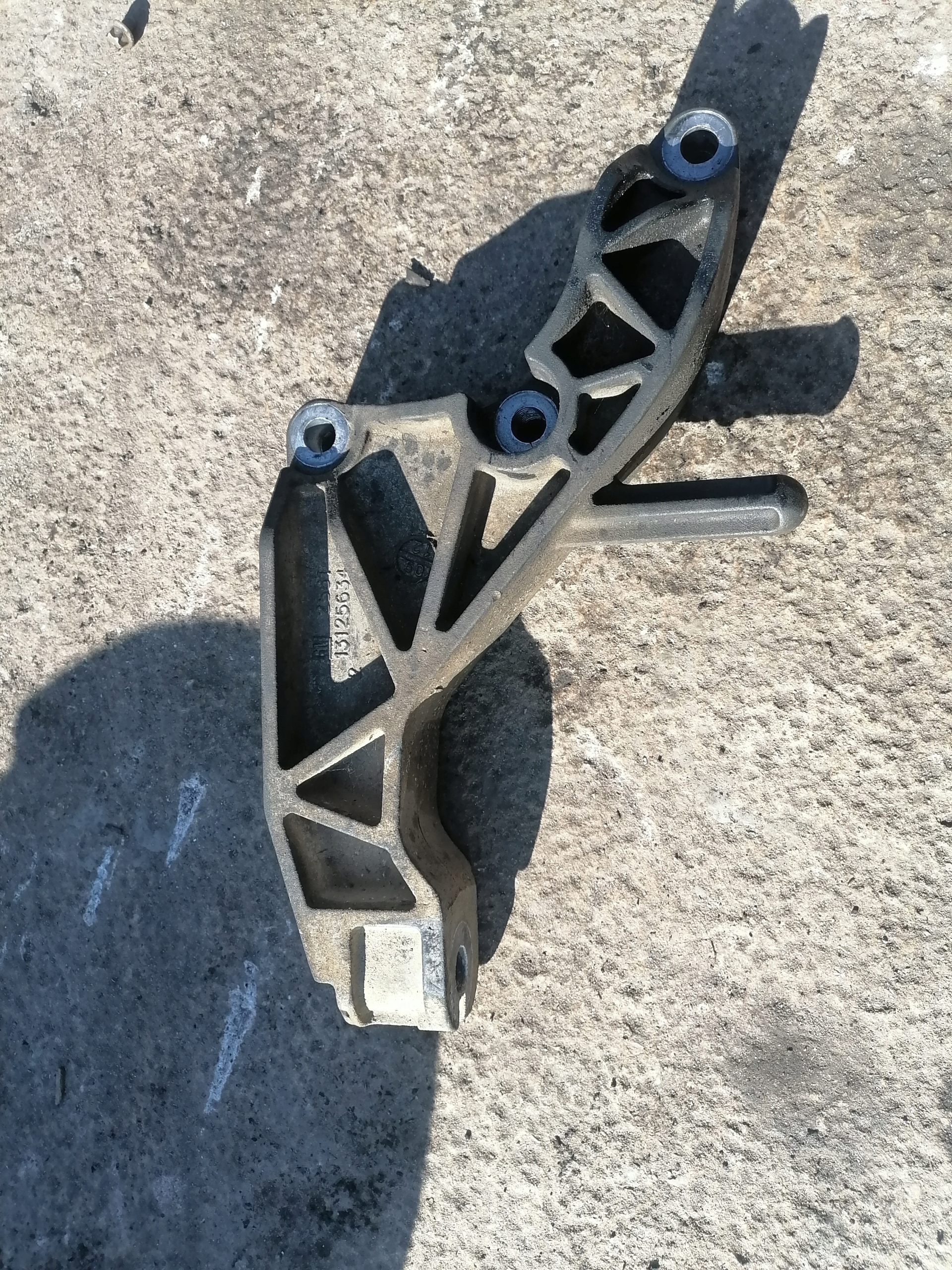 13125634 ZAFIRA B holder airbag console gearboxes