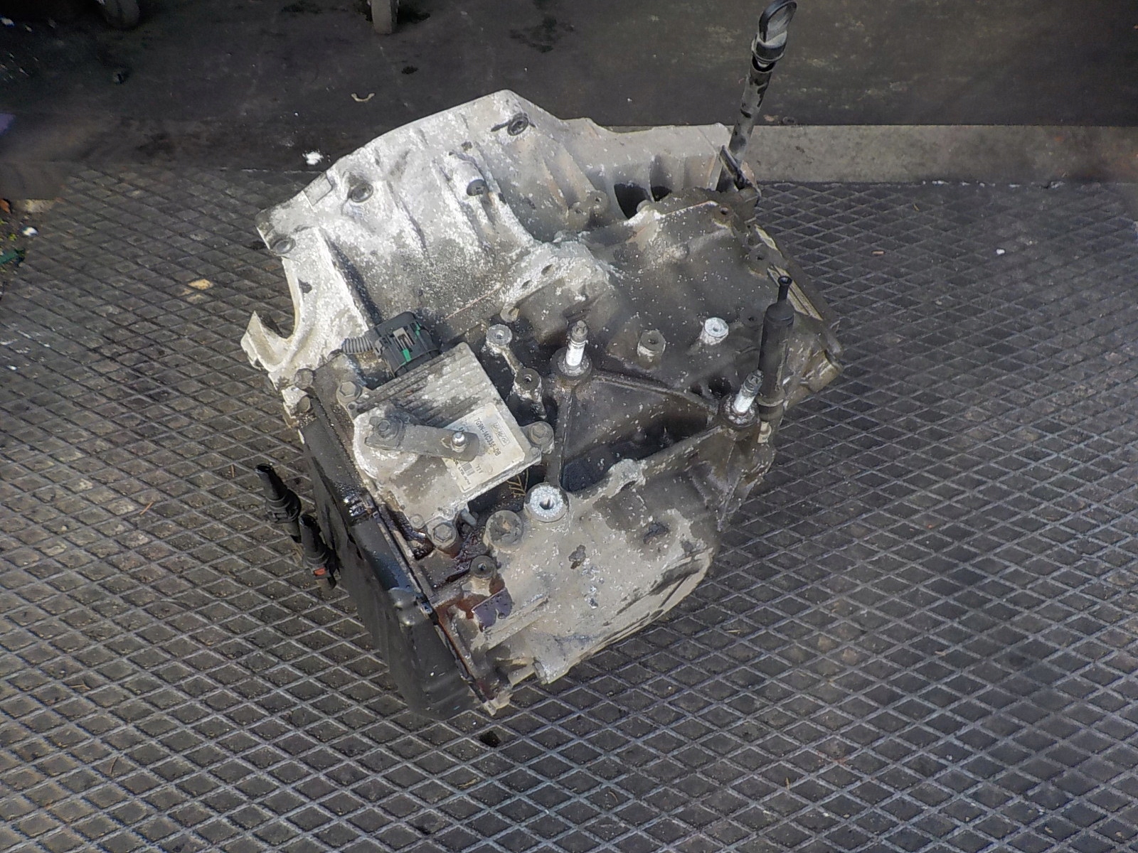 FORD MONDEO IV 2.3 B Getriebe 7G91-7000-BB
