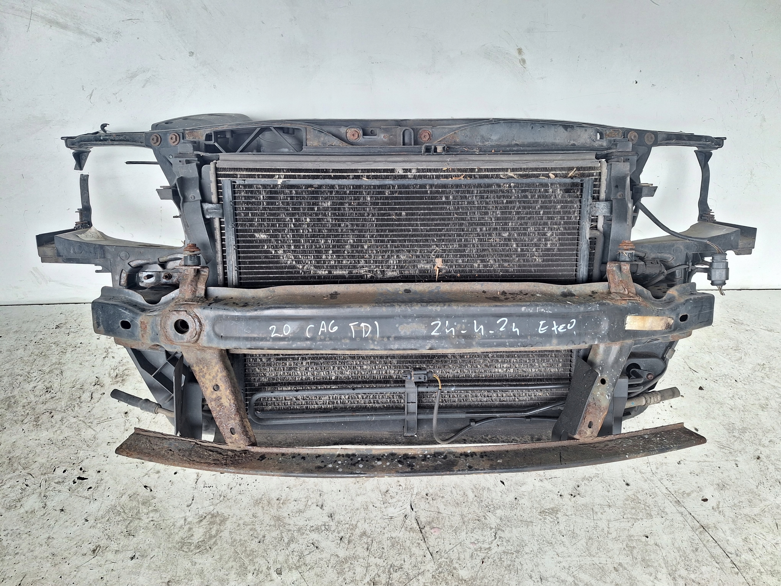 SEAT EXEO 08-13 support panel for radiators 2.0 TDI CAG MANUAL