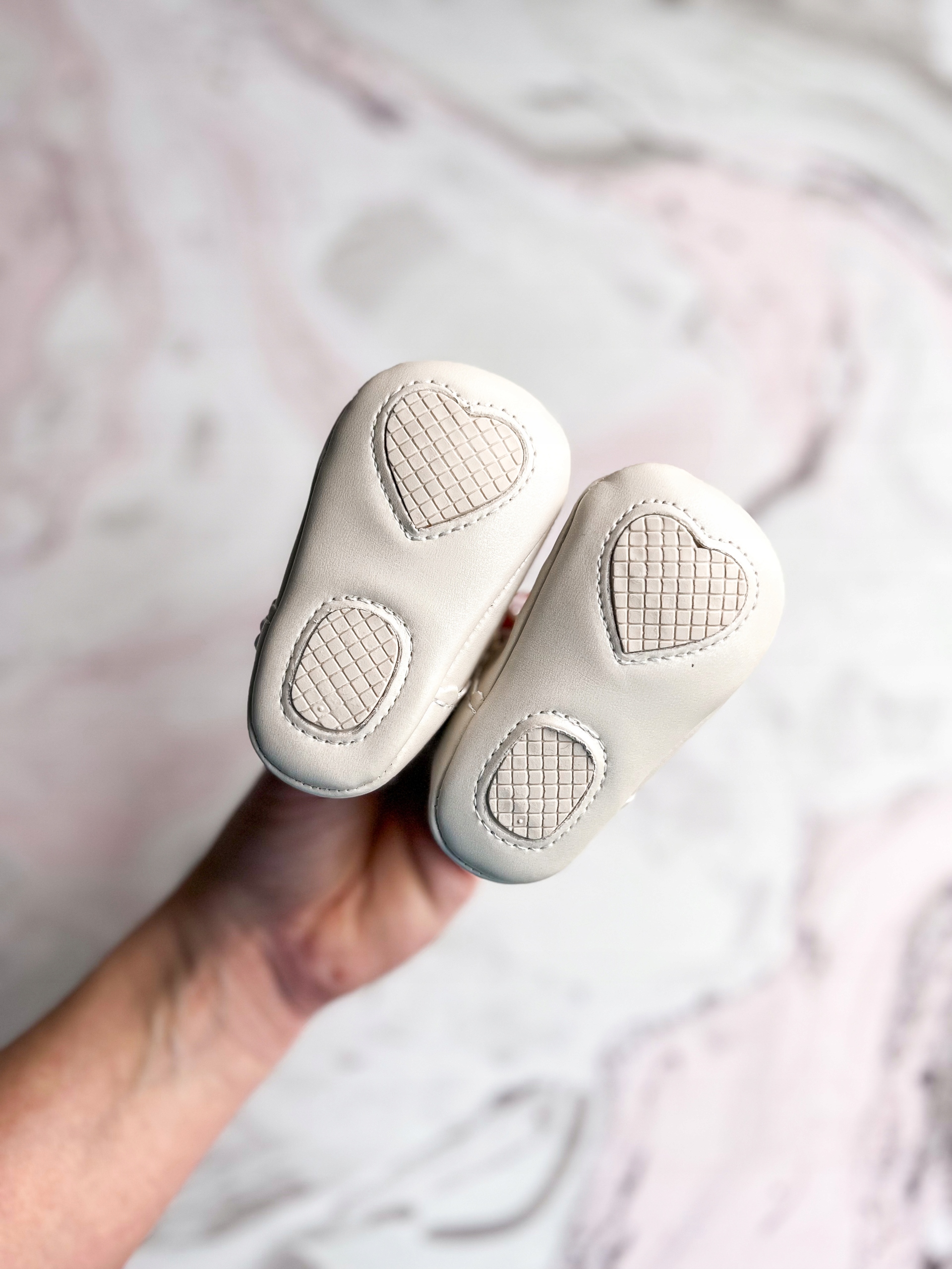 Buciki do Sukienki na Chrzest 16 Mayoral Balerinki do Chrztu Kremowe Kolor biały