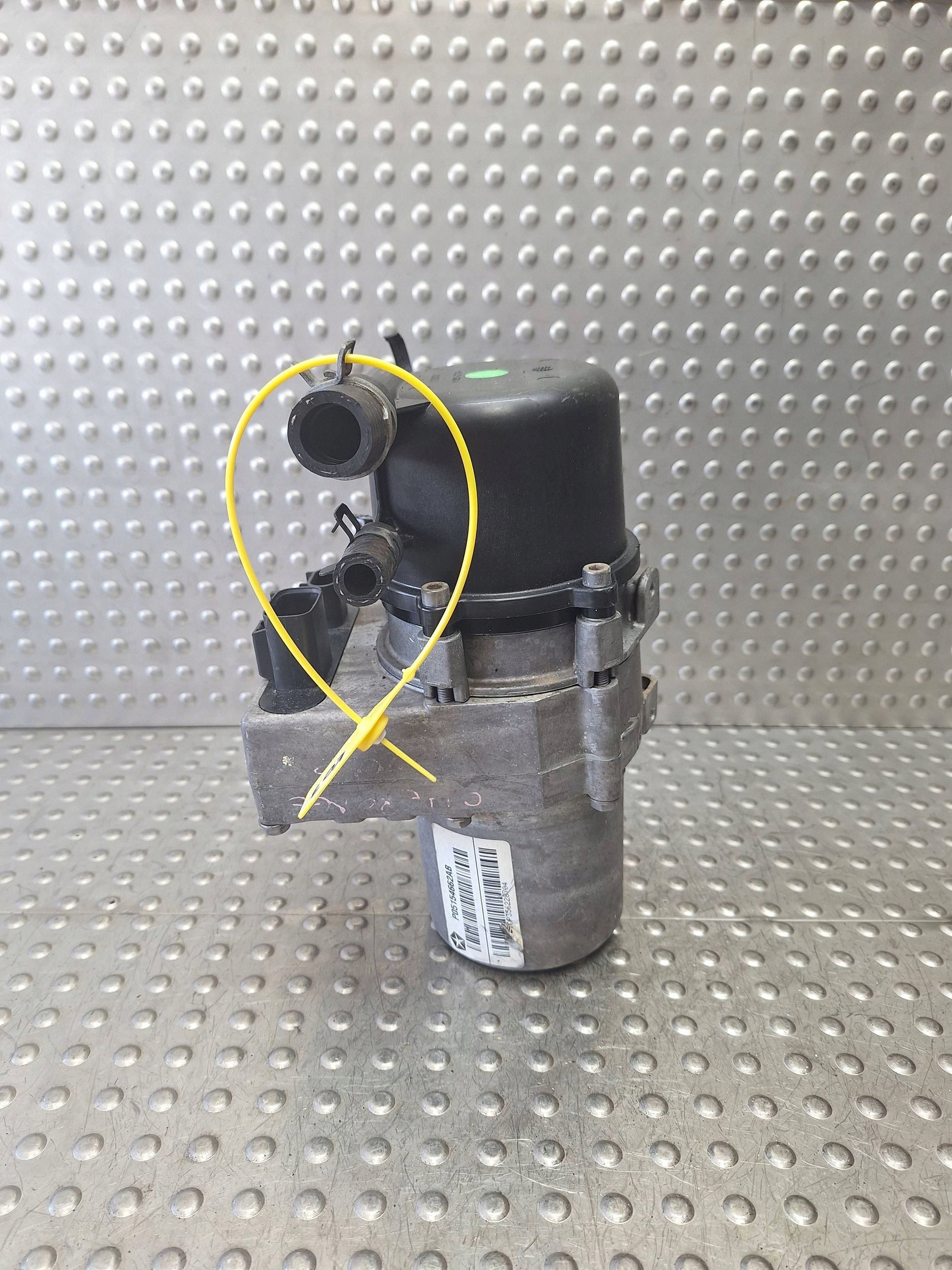 servo pump JEEP GRAND CHEROKEE WK2 10- P05154662AB