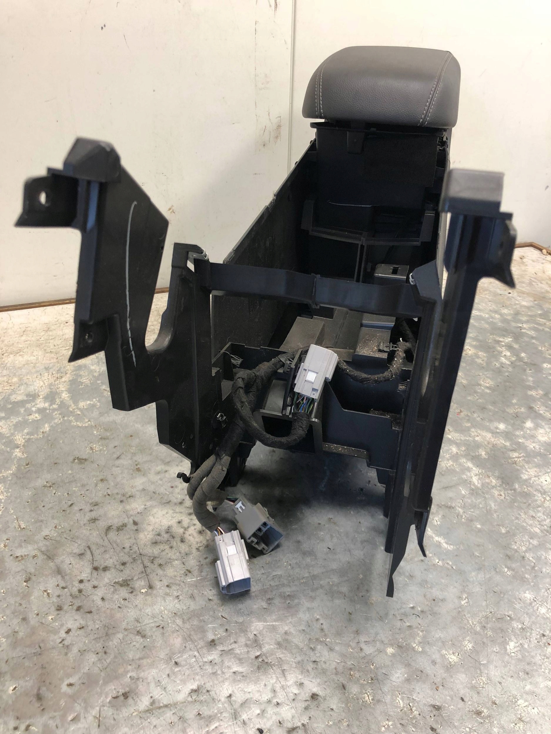 TUNEL central armrest FORD KUGA MK2 E1C1-R046B27-AAW