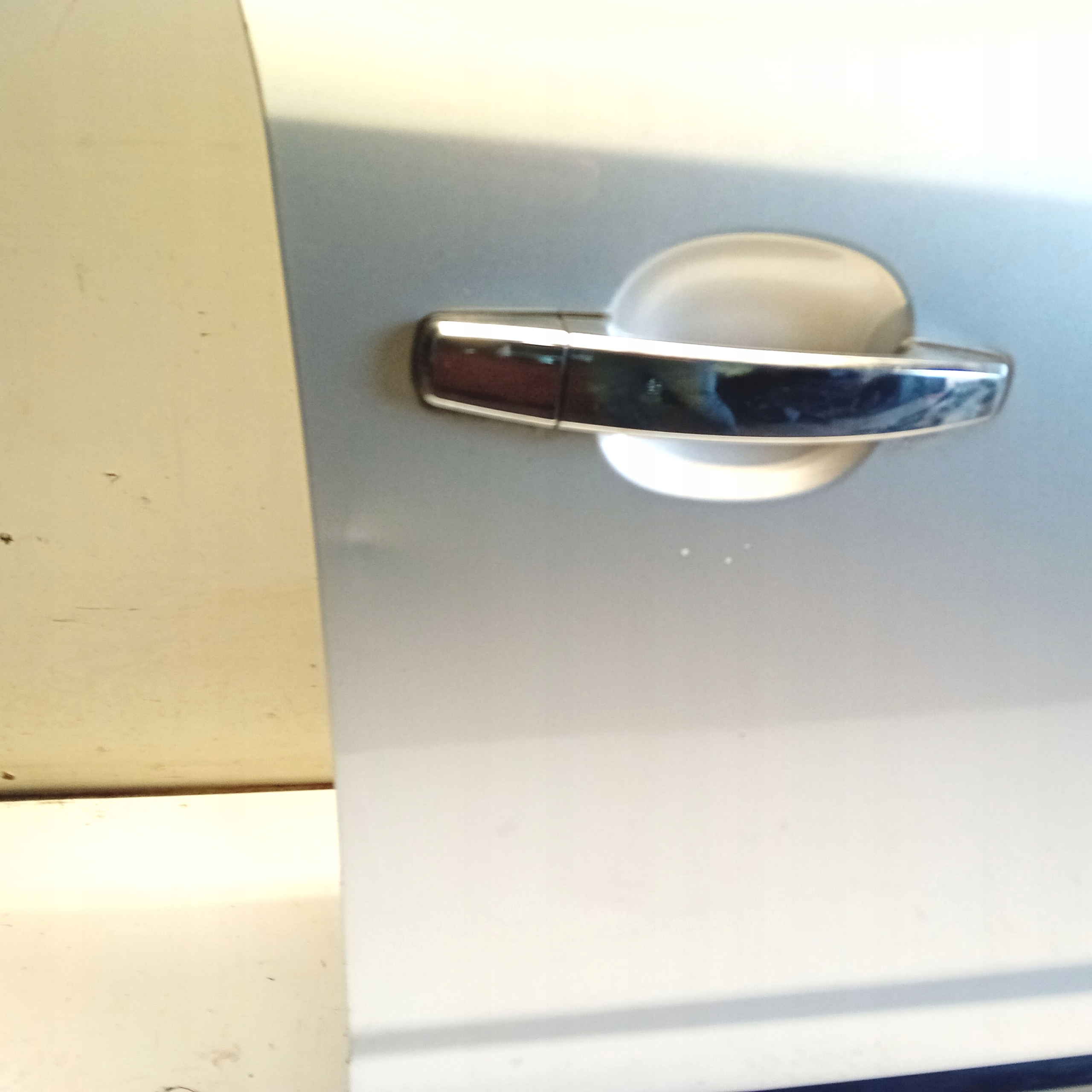 dveře pravé předek OPEL ANTARA