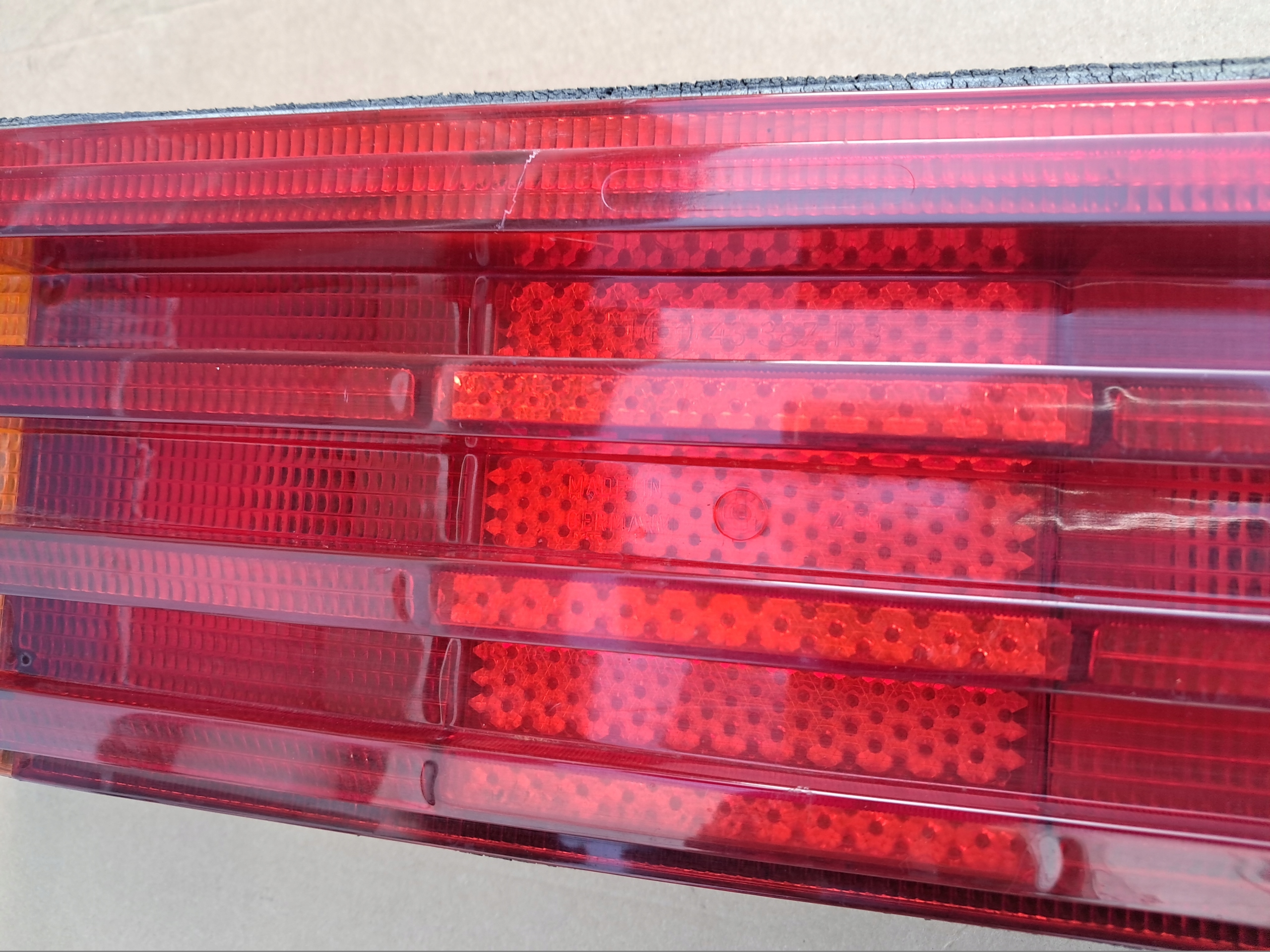 light left rear part MERCEDES W116 SE SEL 1168200964