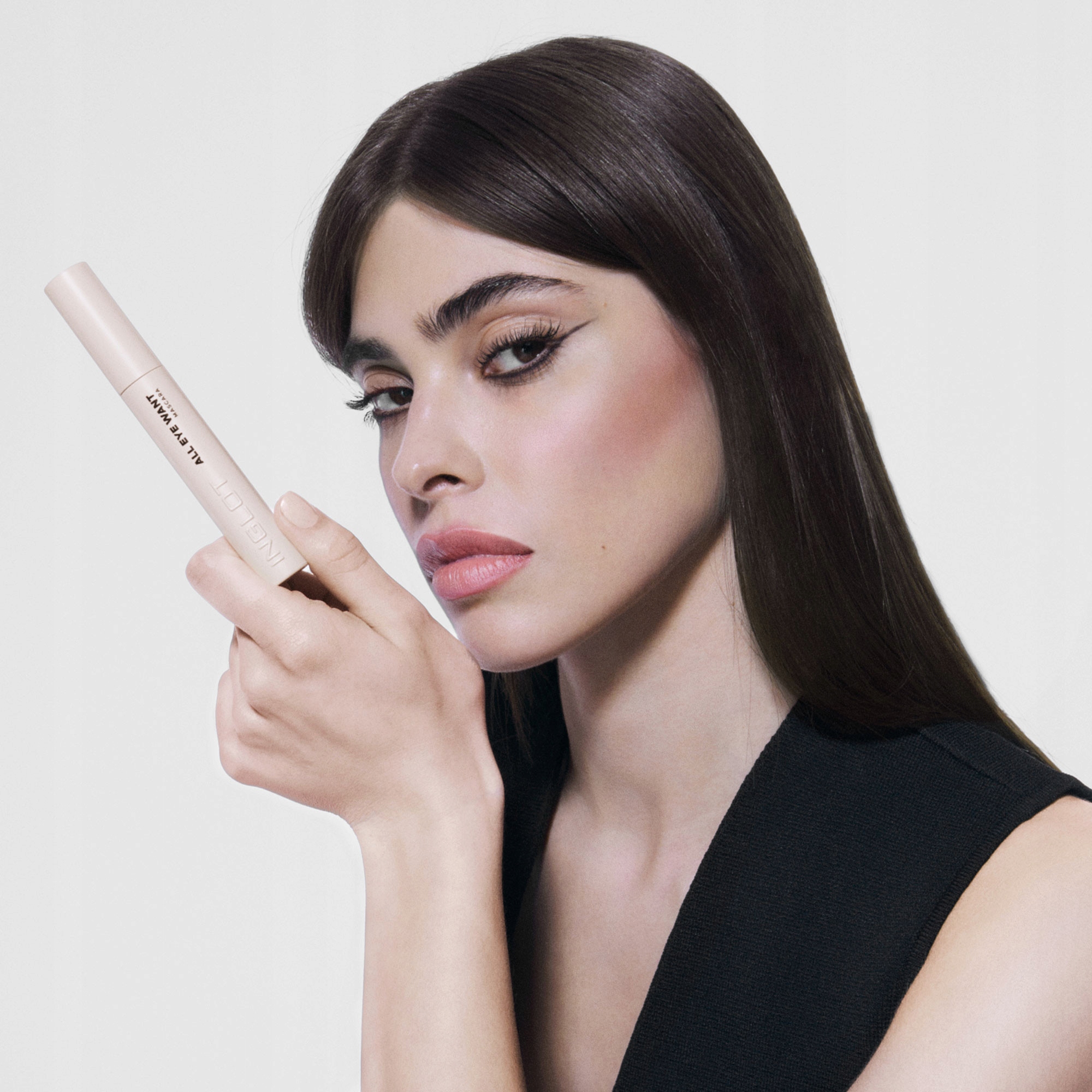 Tusz do rzęs ALL EYE WANT INGLOT Pojemność 8.5 ml