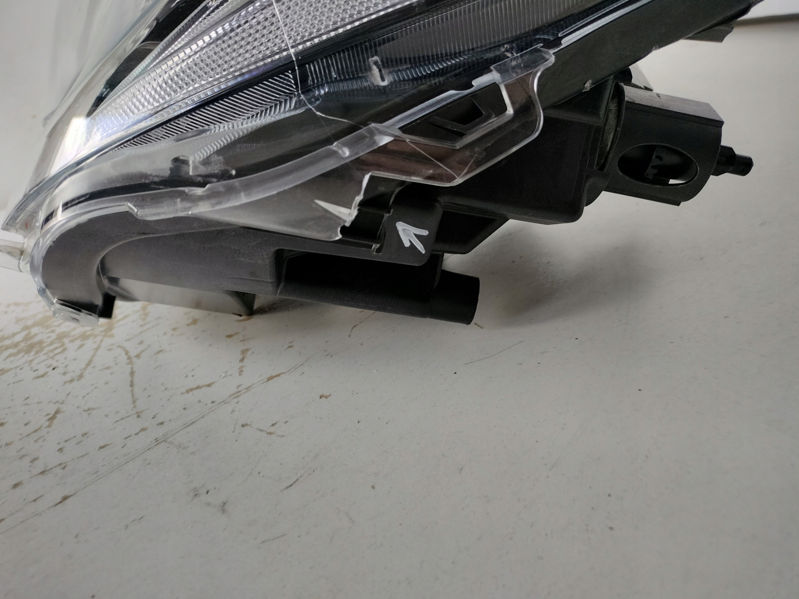light left REFLEKTOR TOYOTA COROLLA E21 19- FULL LED