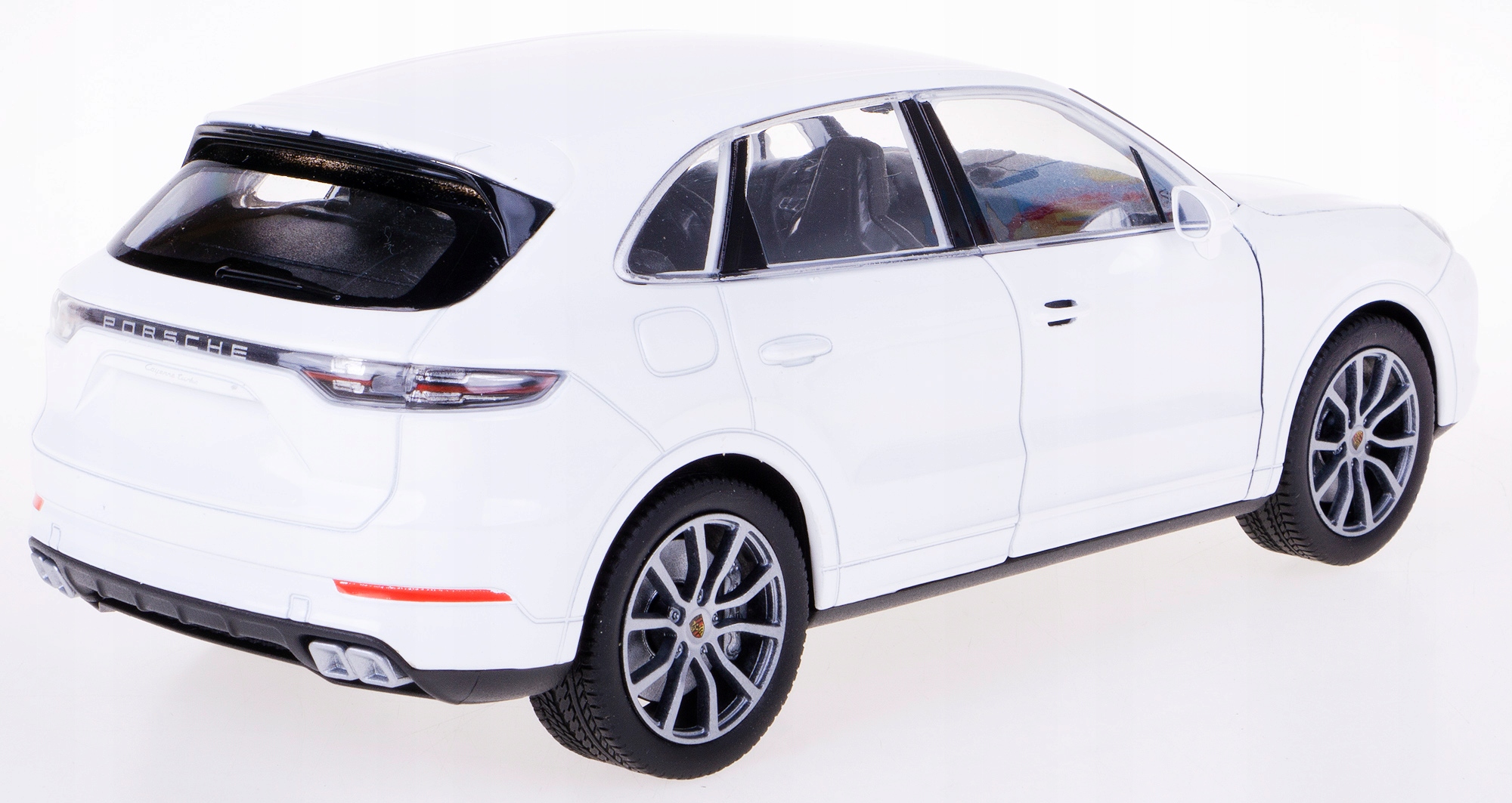 PORSCHE CAYENNE TURBO MODEL METAL WELLY 1:24 BIAŁY Stan opakowania oryginalne