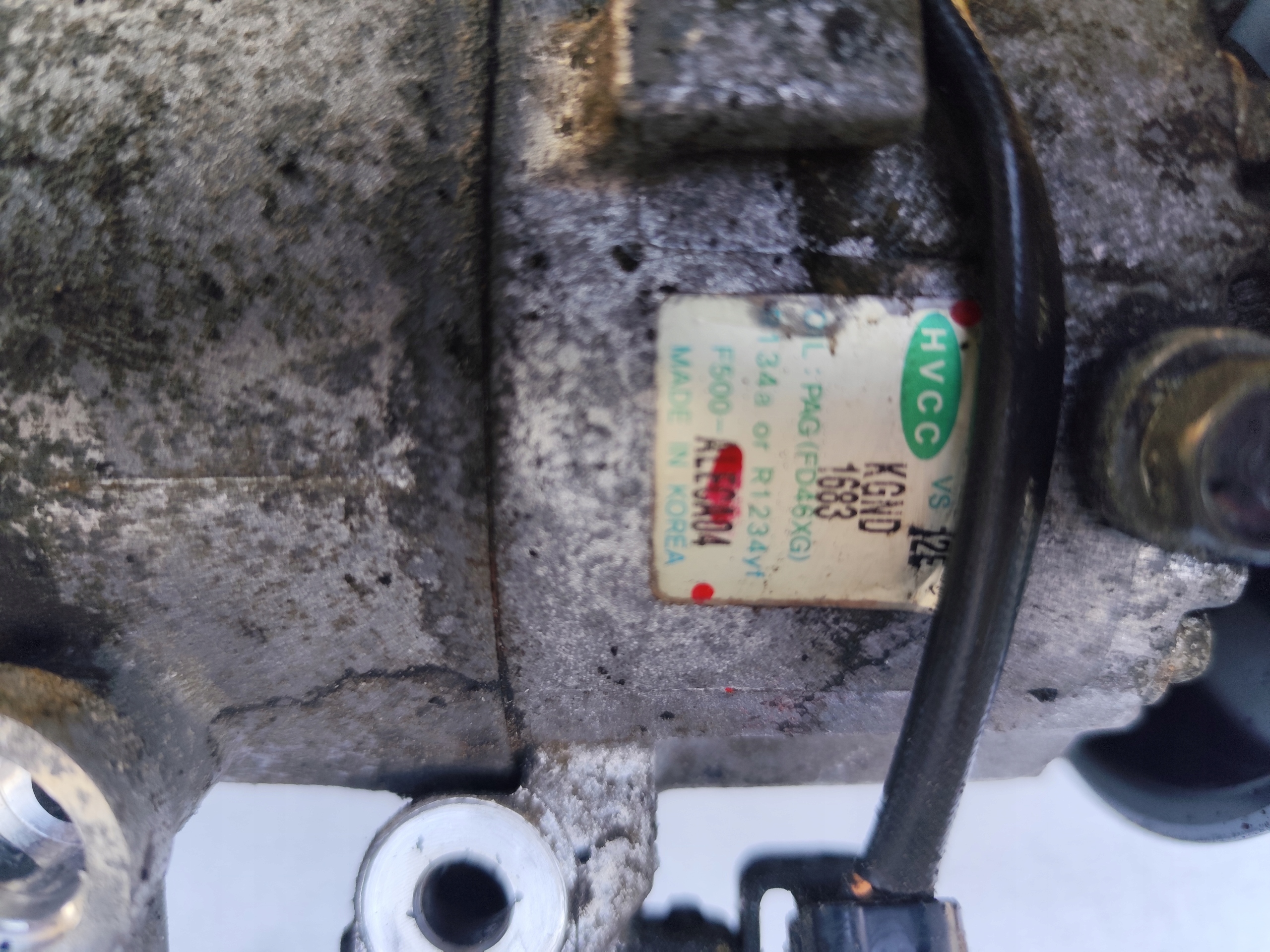 HYUNDAI I20 II 1.1 CRDI compressor compressor; of the air conditioning