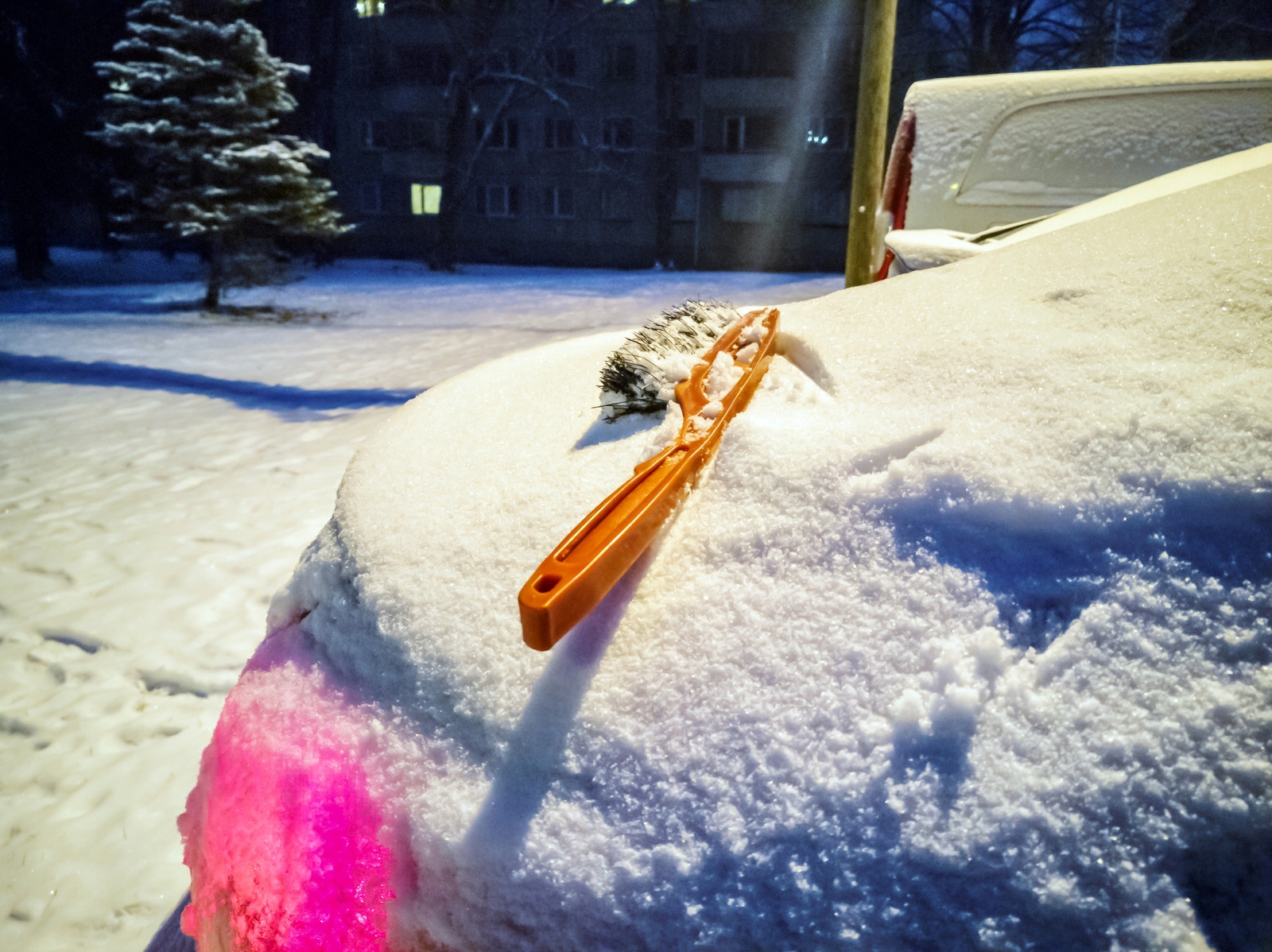 SKROBACZKA + ZMIOTKA DO SZYB LODU ŚNIEGU AUTA MIX Producent inny