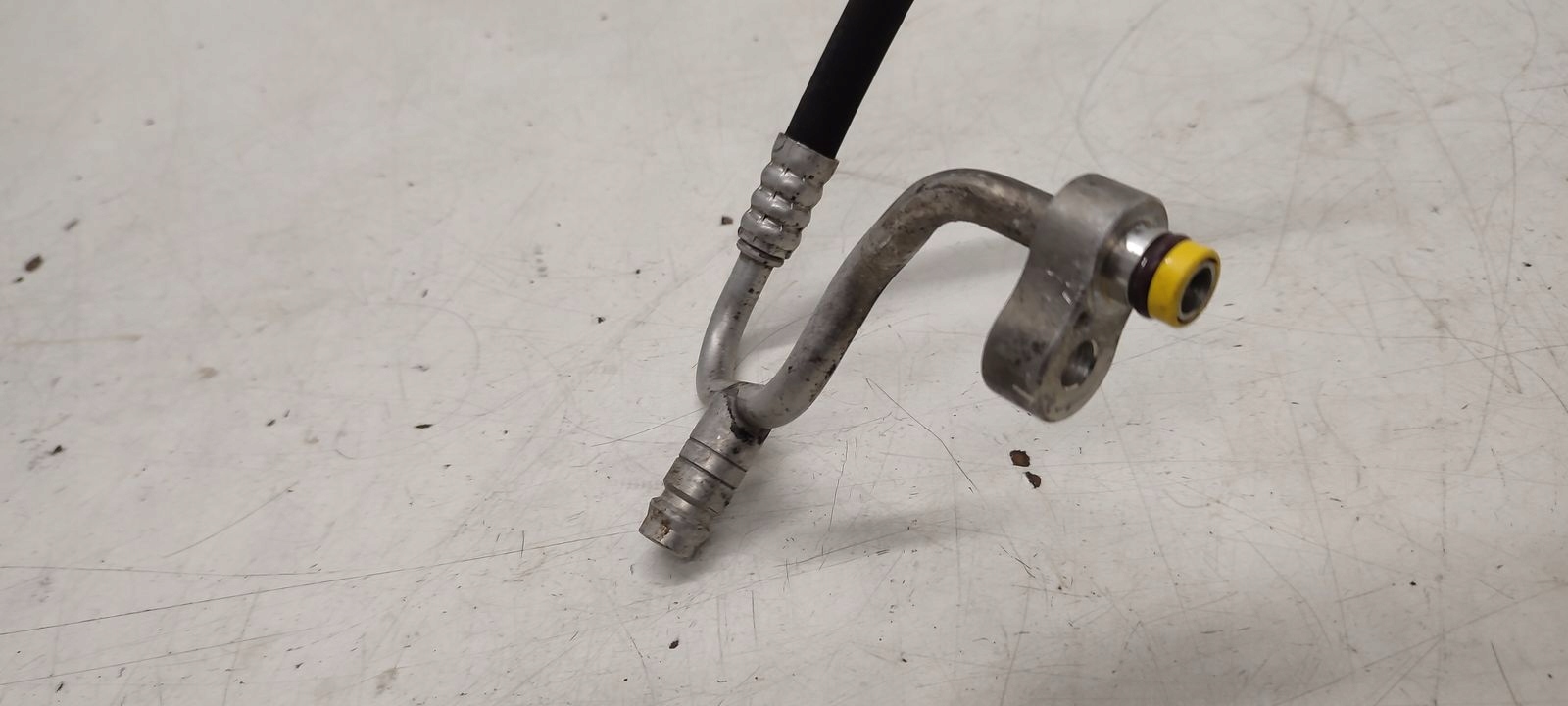 tömlő cső klíma BMW E91 E90 LIFT 2,0D