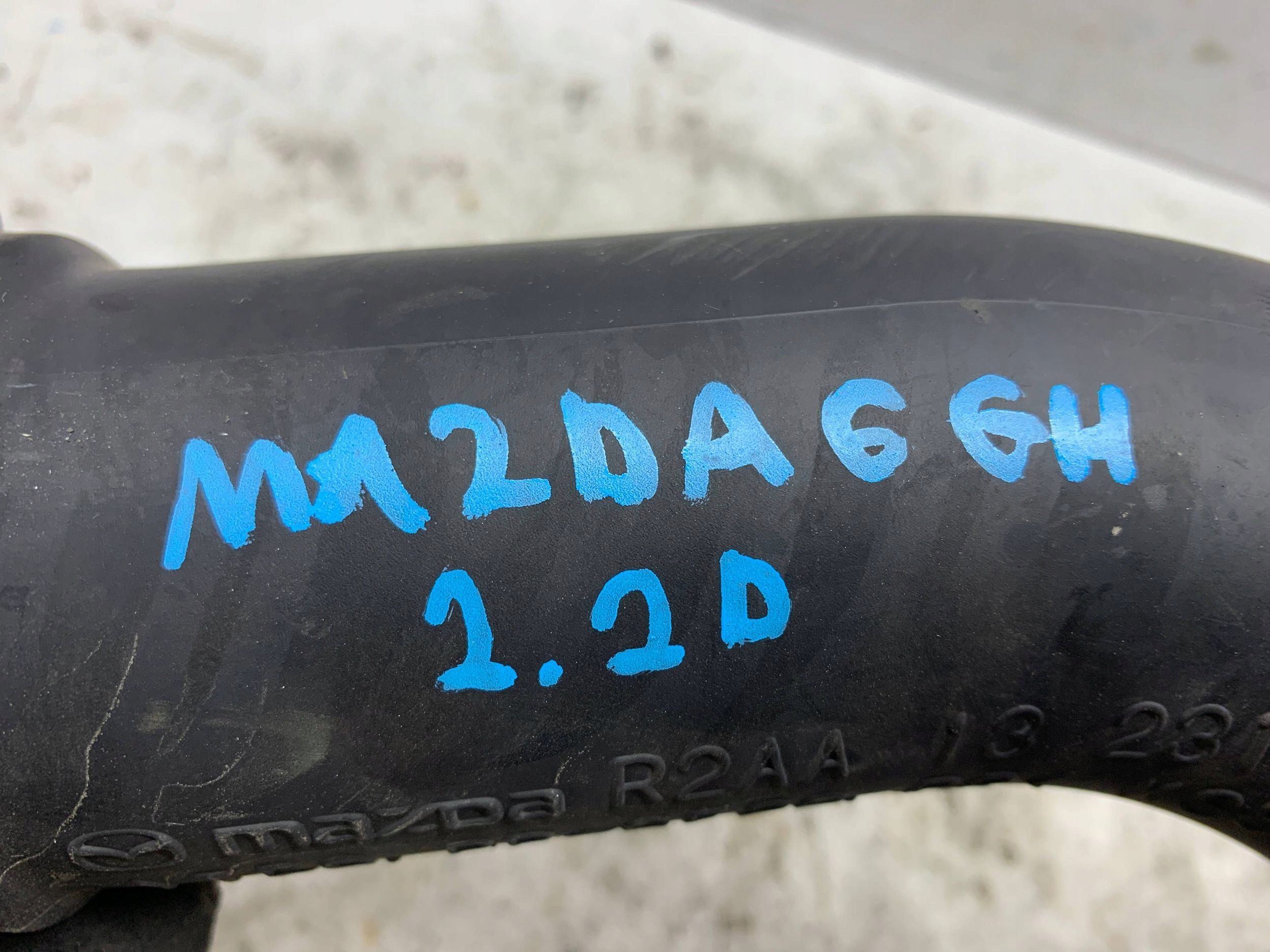 pipe air hose R2AA13231 MAZDA 6 GH (2007-2010) 2.2 D