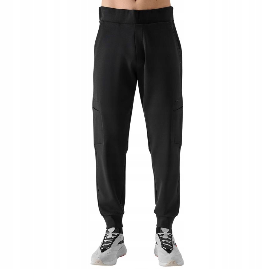 SPODNIE MĘSKIE 4F DRESOWE SPORTOWE JOGGERY DRESY NA CO DZIEŃ Model SPMD