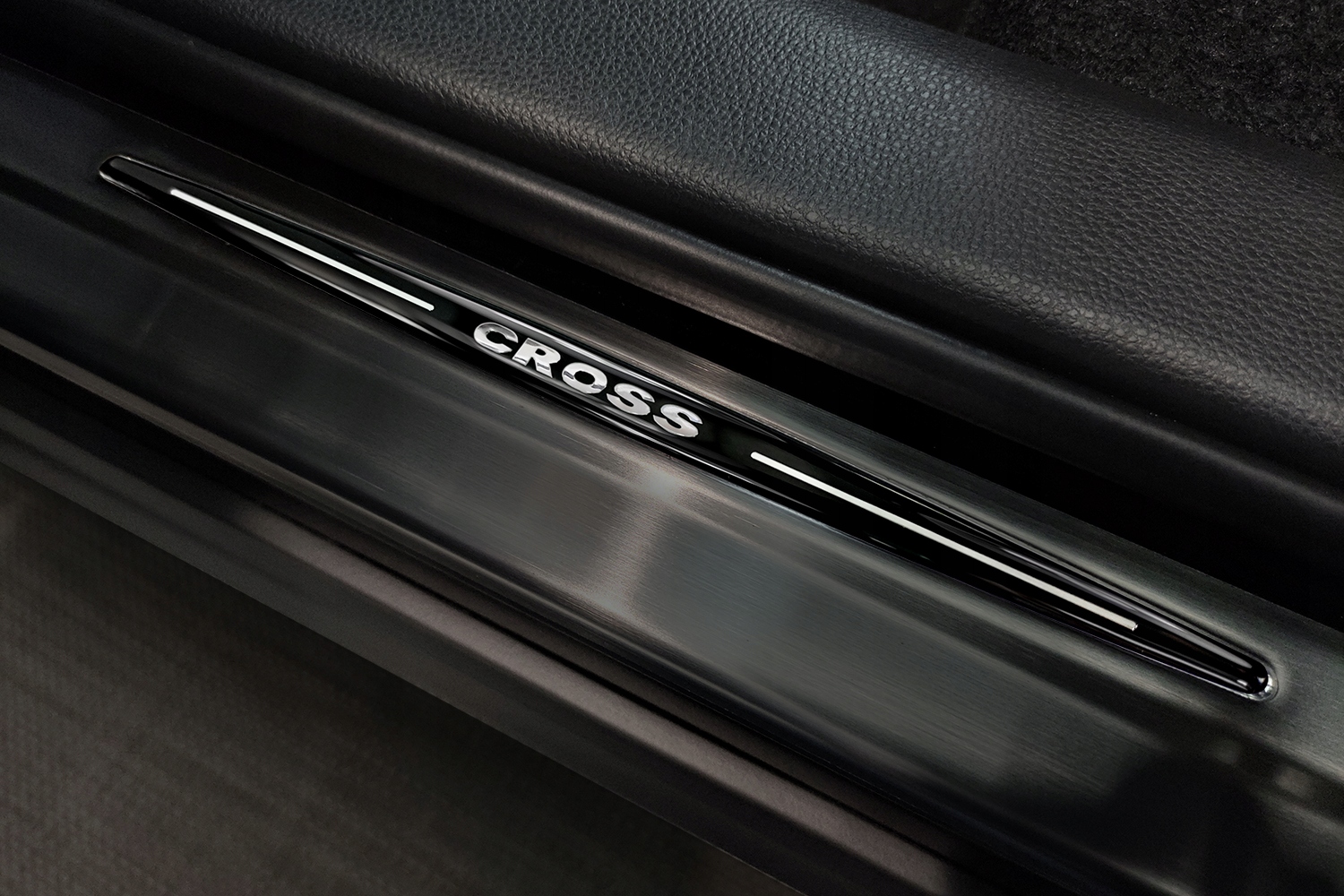 TOYOTA COROLLA CROSS XG1TJ 2022- NAKŁADKI LISTWY PROGOWE PROGI EAN (GTIN) 5901250230269