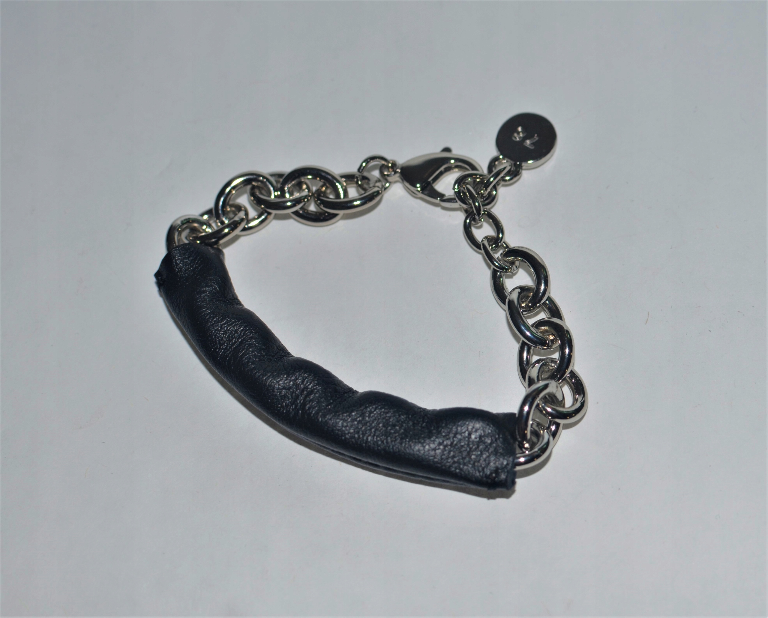 

Skórzana bransoletka na łańcuszku Diesel A-ida