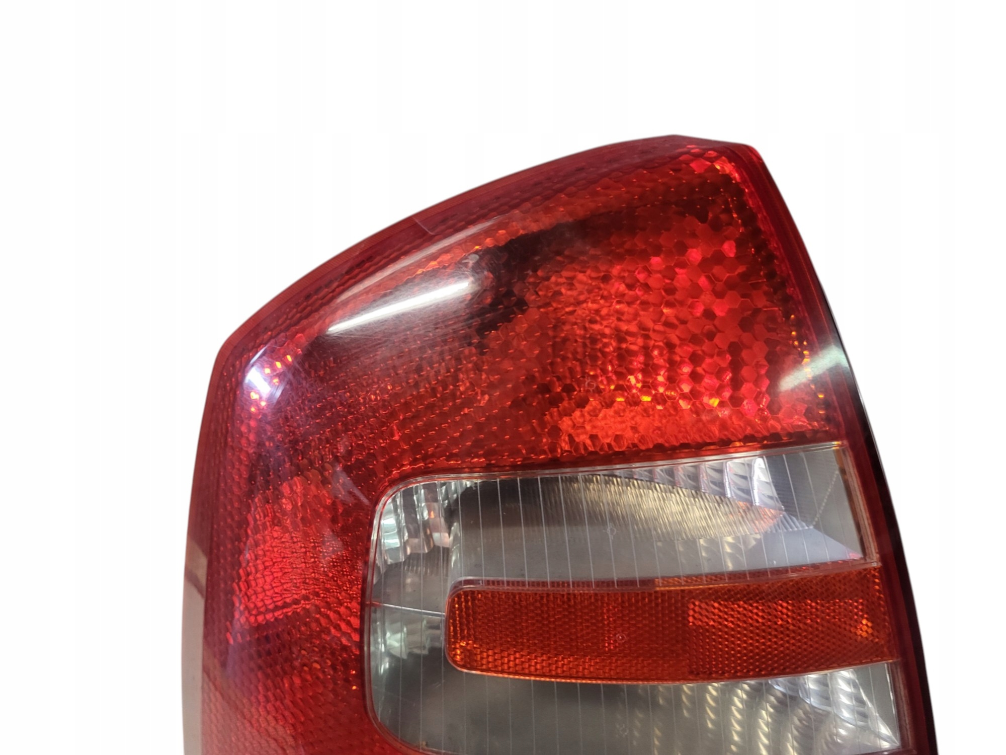 light left rear part SKODA OCTAVIA II HB EUROPA