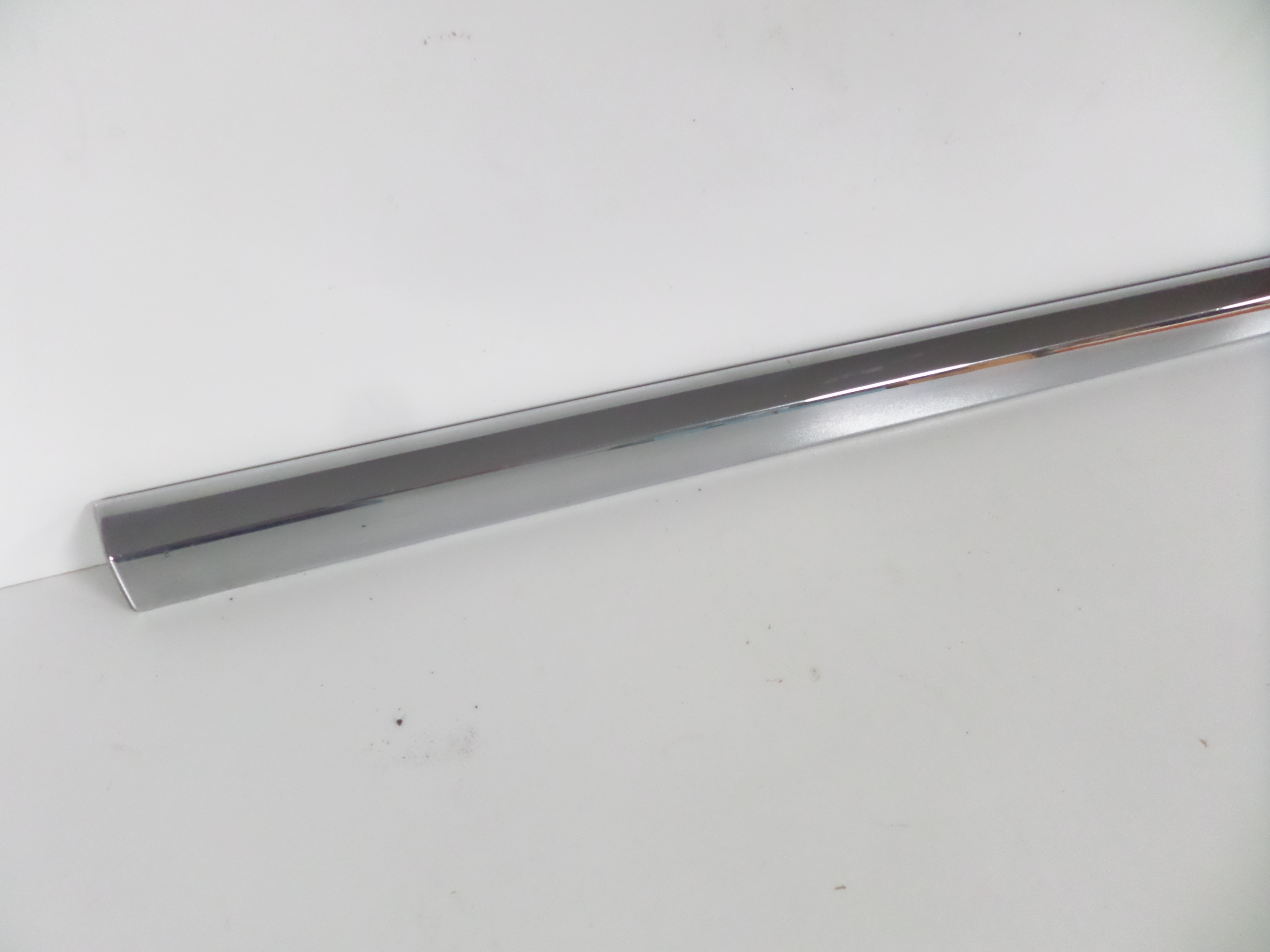 moulding door rear part left lower chrom BMW 7 G11 15