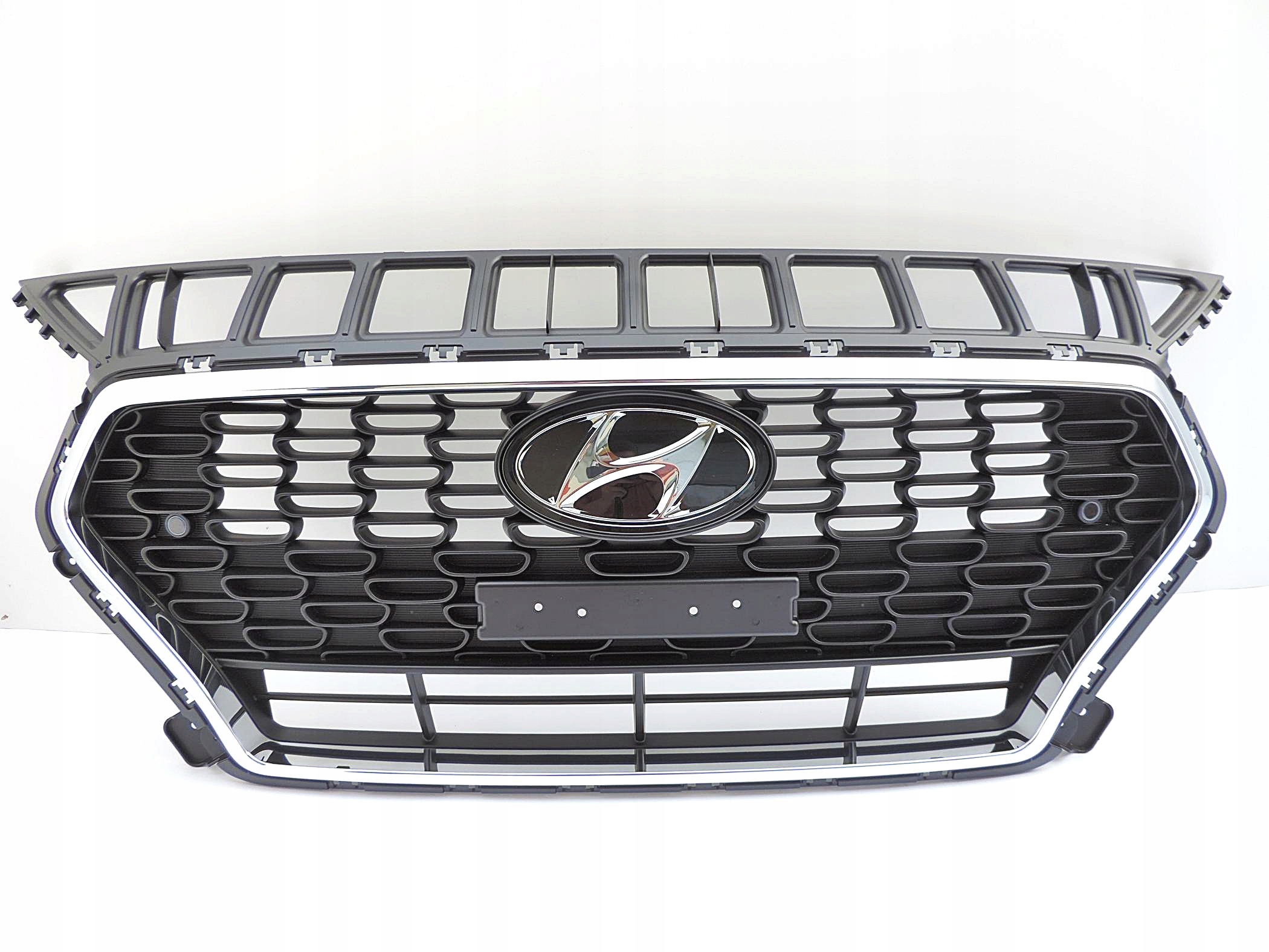 HYUNDAI i30 FASTBACK RADAR PDC 17-19 GRILL ATRAPA