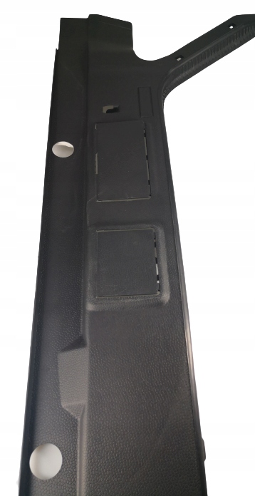 NAKŁADKA PROGU BAGAŻNIKA MERCEDES W124 Producent części Mercedes-Benz OE