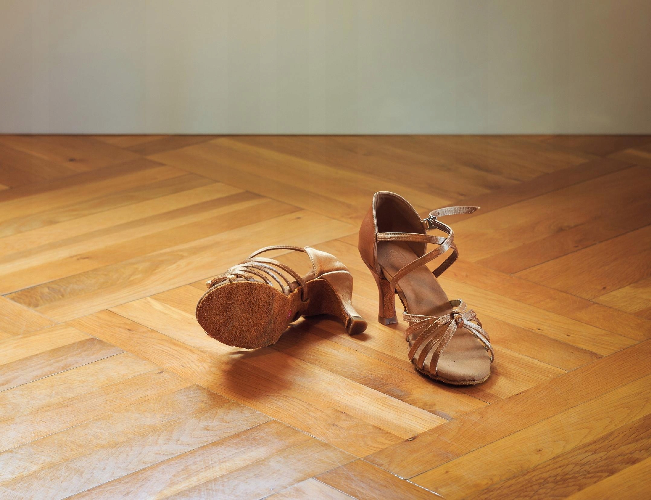 BUTY DO TAŃCA TANECZNE LATINO SALSA 7cm Rozmiar 38