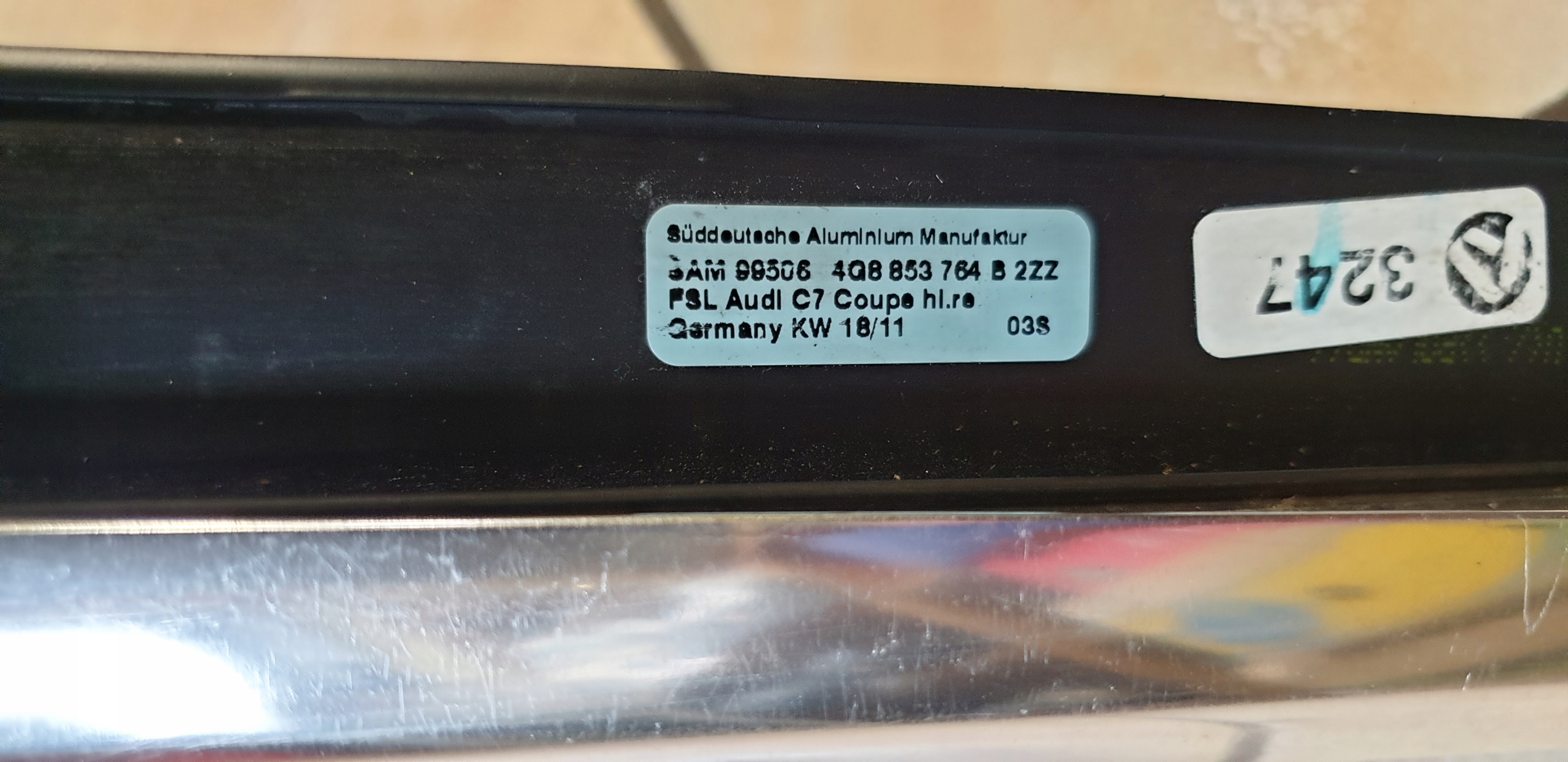 moulding dust door right rear part AUDI A7 and 4G8 OE