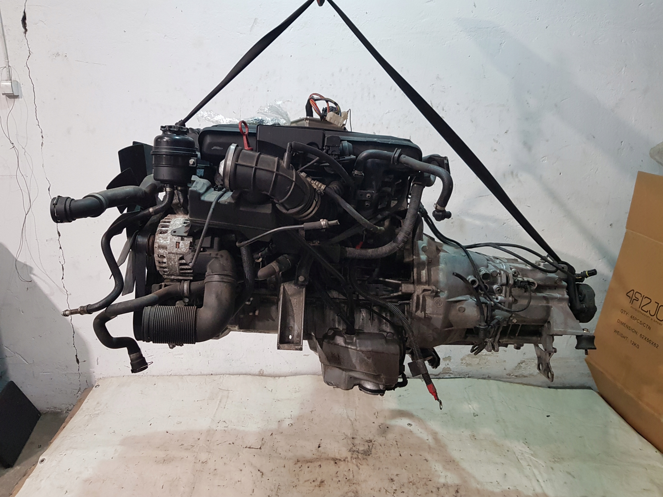 Двигатель комплектный bmw e39 e60 e46 x3 e83 2. 5i m54b25 256s5