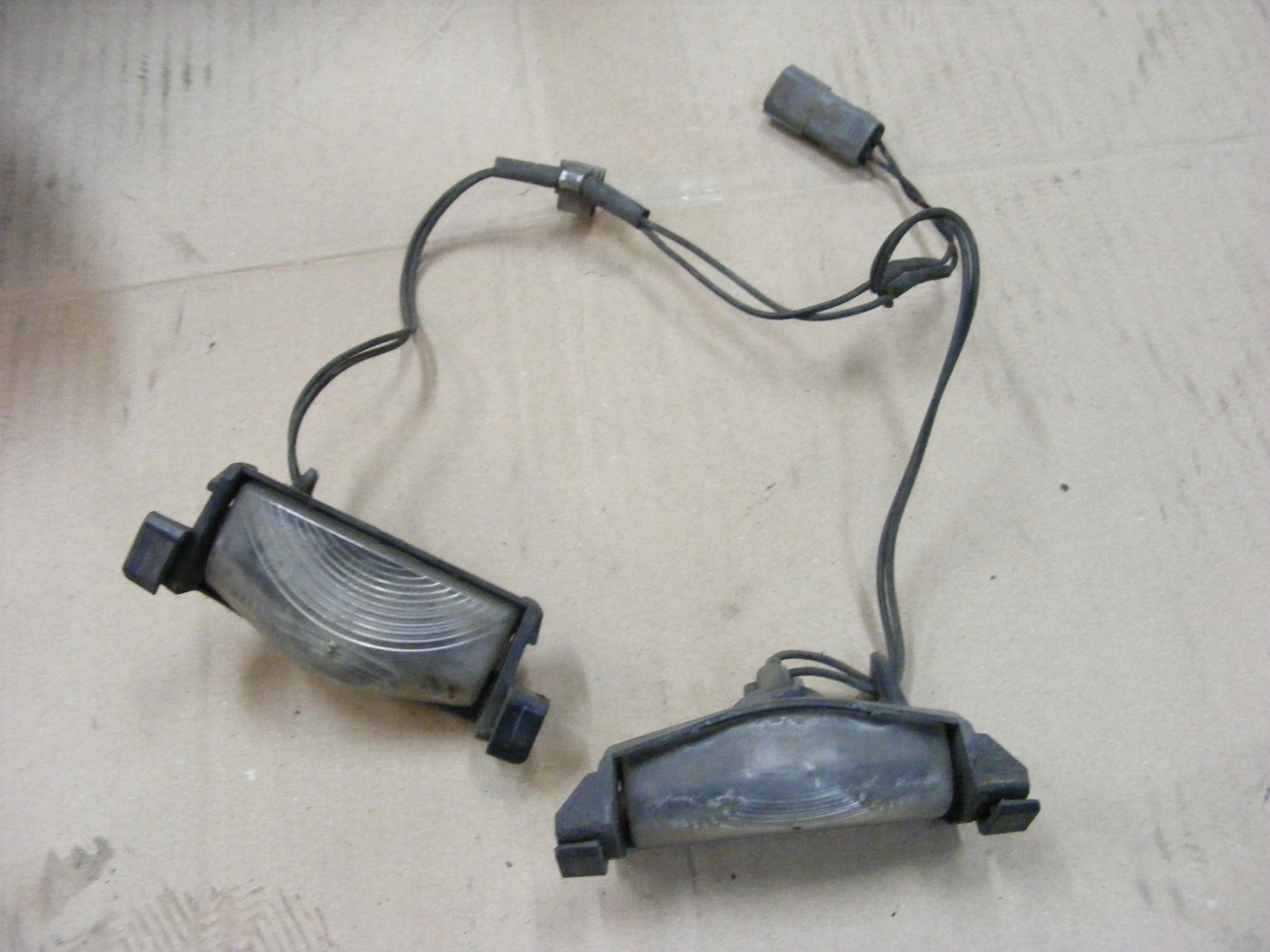 MAZDA 3 ЛАМПА ПАНЕЛІ ЗАДНЬОГО БАМПЕРА 3 BL 09-